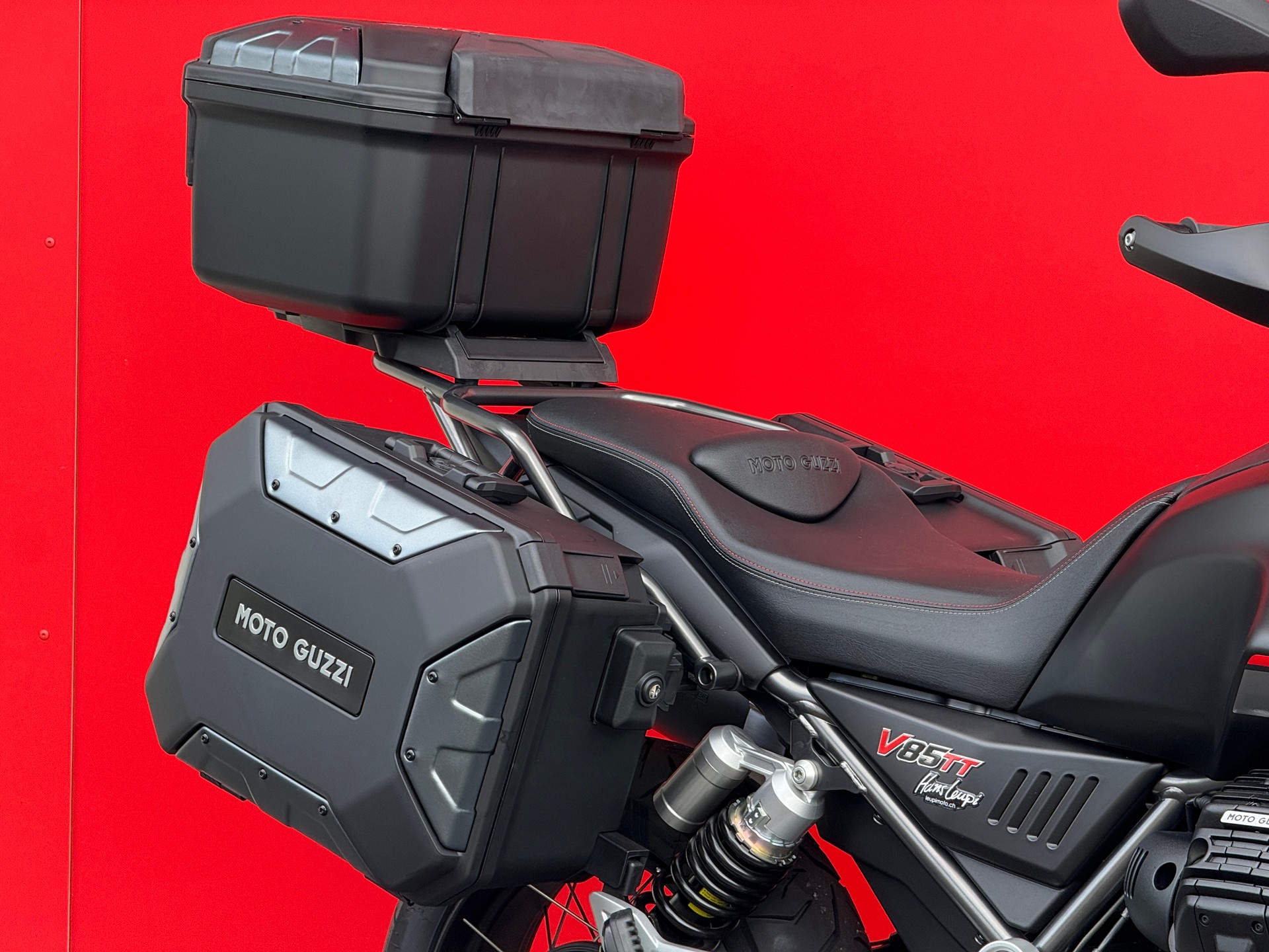 MOTO GUZZI V85 TT Touring (35kW) - 8
