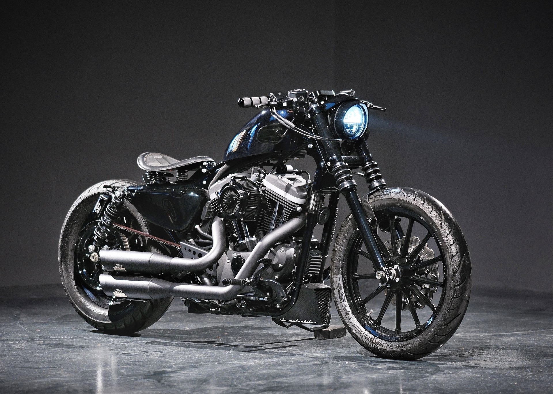 HARLEY-DAVIDSON XL 883 N Sportster Iron - 5