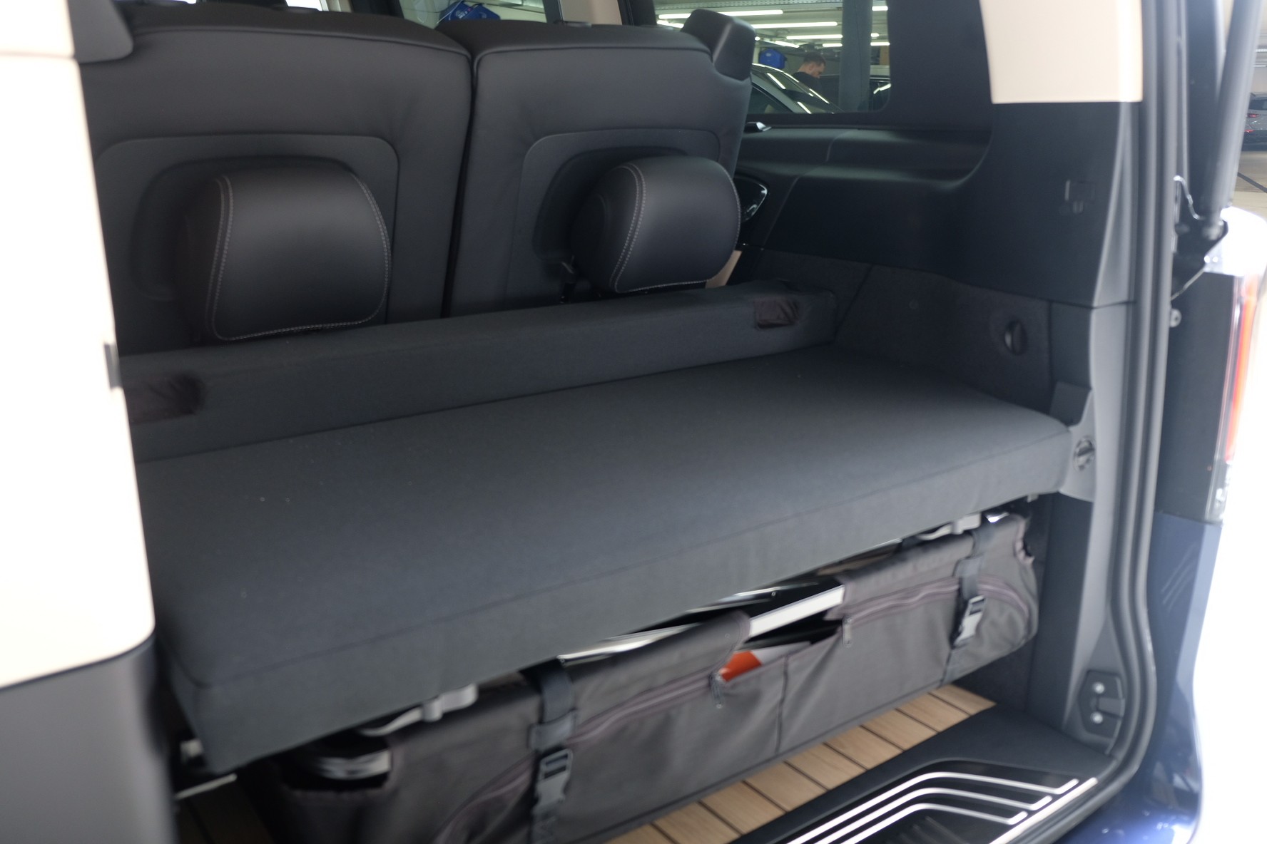 MERCEDES-BENZ Marco Polo 300 d 4M Automat - 16