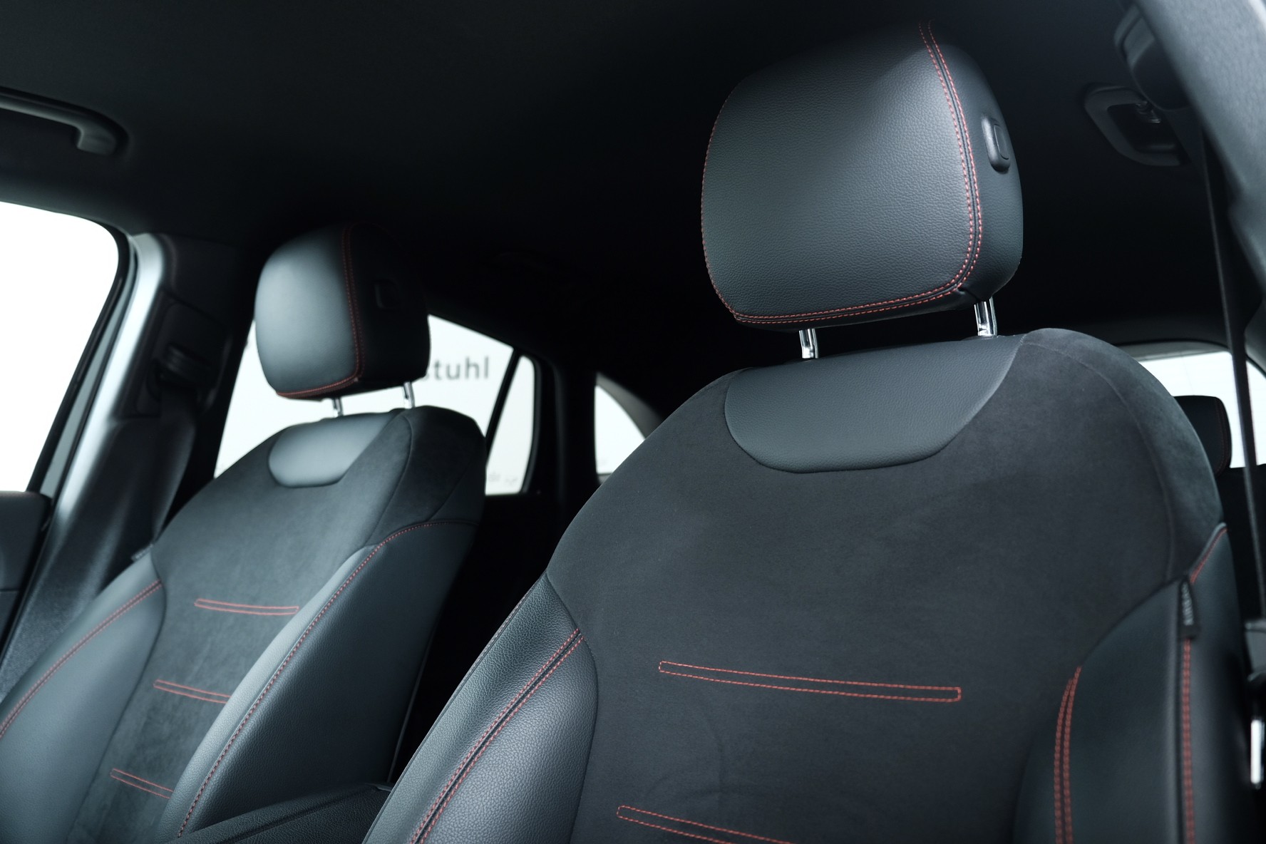 MERCEDES-BENZ EQA 300 AMG Line 4Matic - 10