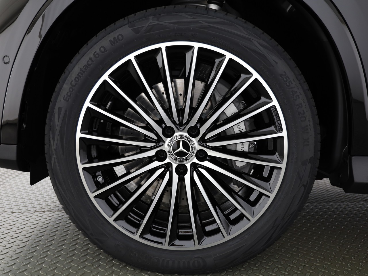 MERCEDES-BENZ GLC 300 d 4Matic 9G-Tronic - 23