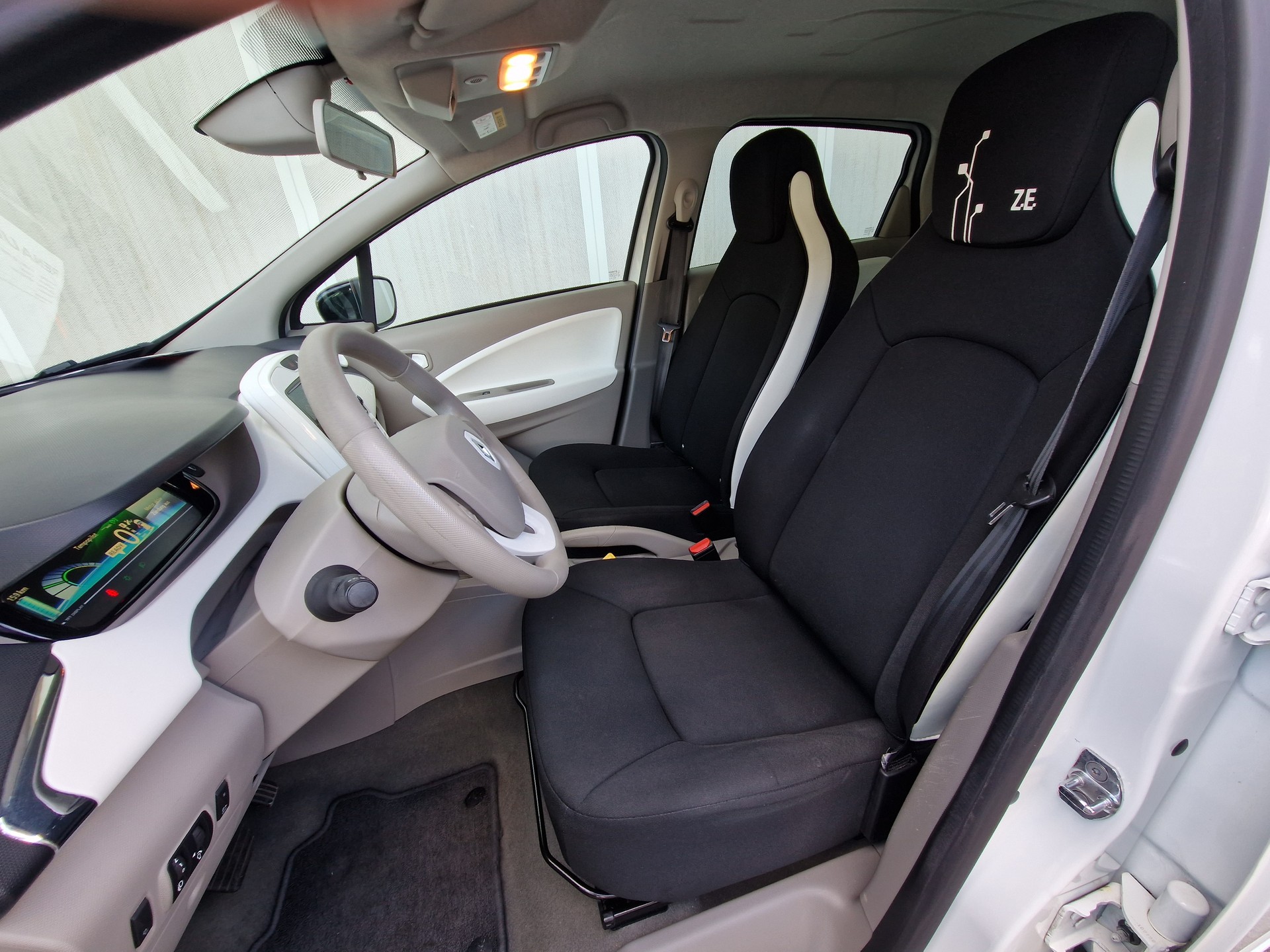 RENAULT ZOE R240 Life inkl. Batterie - 9