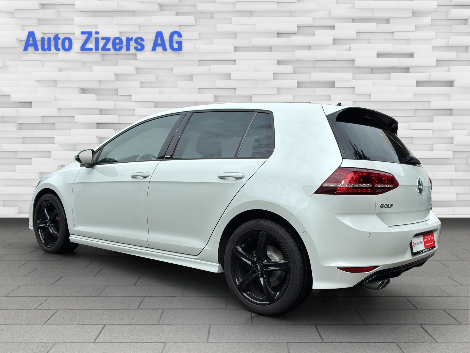 VW Golf 2.0 TDI Lounge R-Line 4Motion - 4