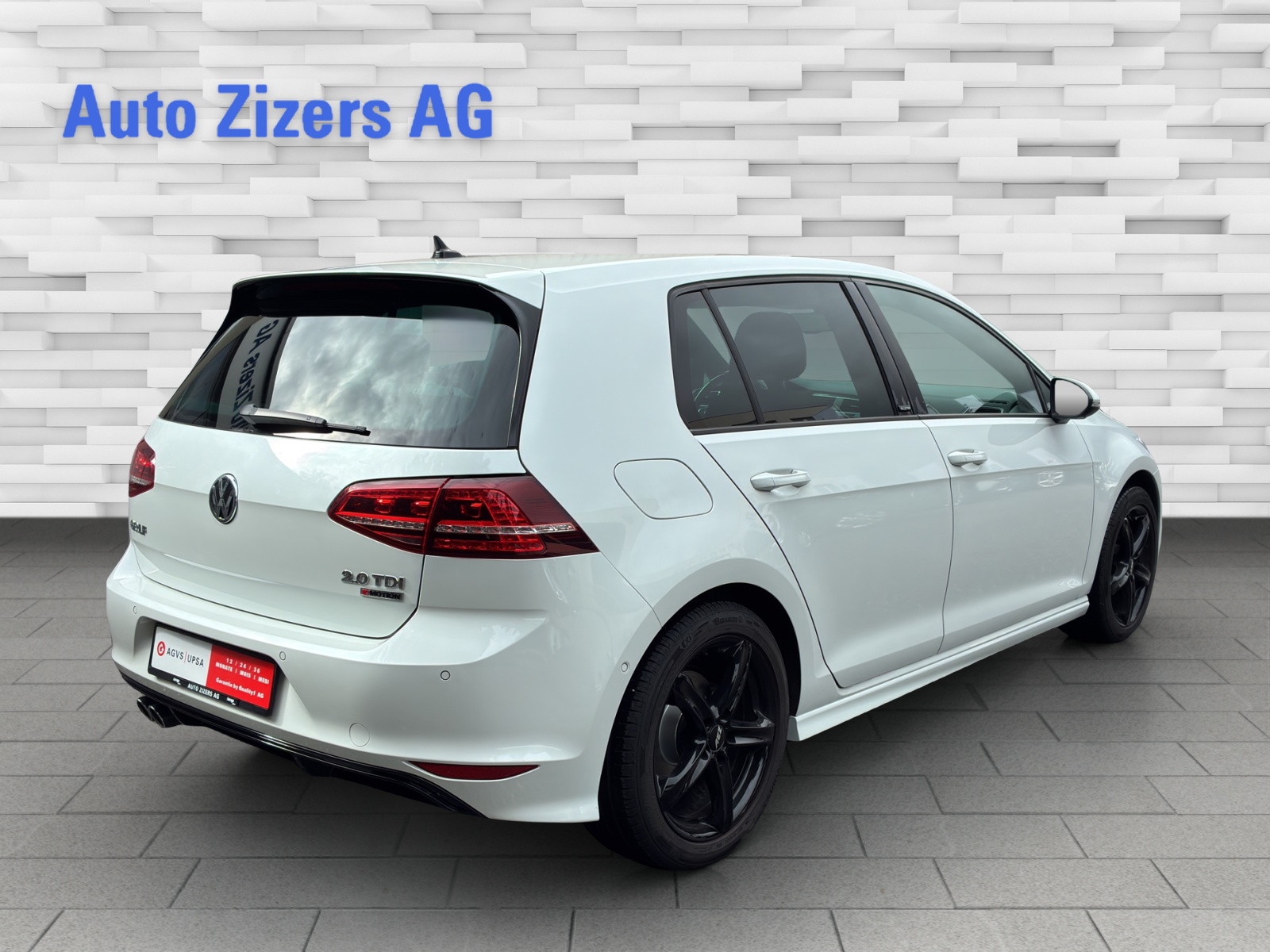 VW Golf 2.0 TDI Lounge R-Line 4Motion - 6