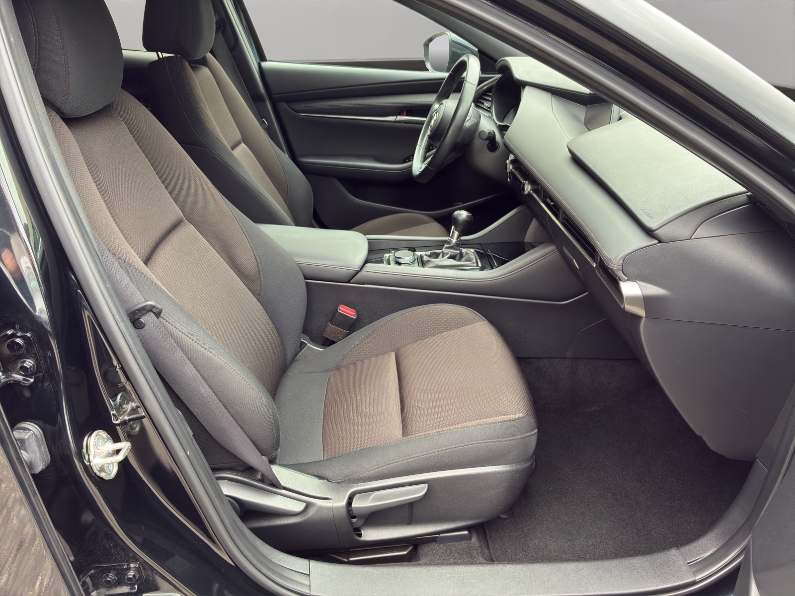 MAZDA 3 Hatchback SKYACTIV-X M Hybrid 180 Revolution AWD - 13