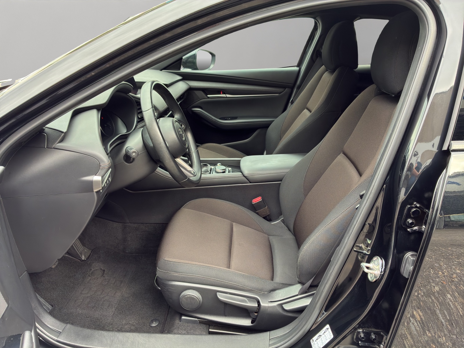 MAZDA 3 Hatchback SKYACTIV-X M Hybrid 180 Revolution AWD - 9