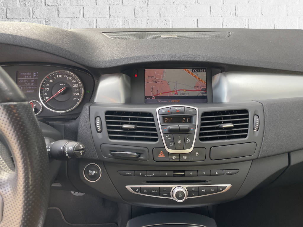 RENAULT Laguna Coupé 3.5 V6 240 Dynamique - 8