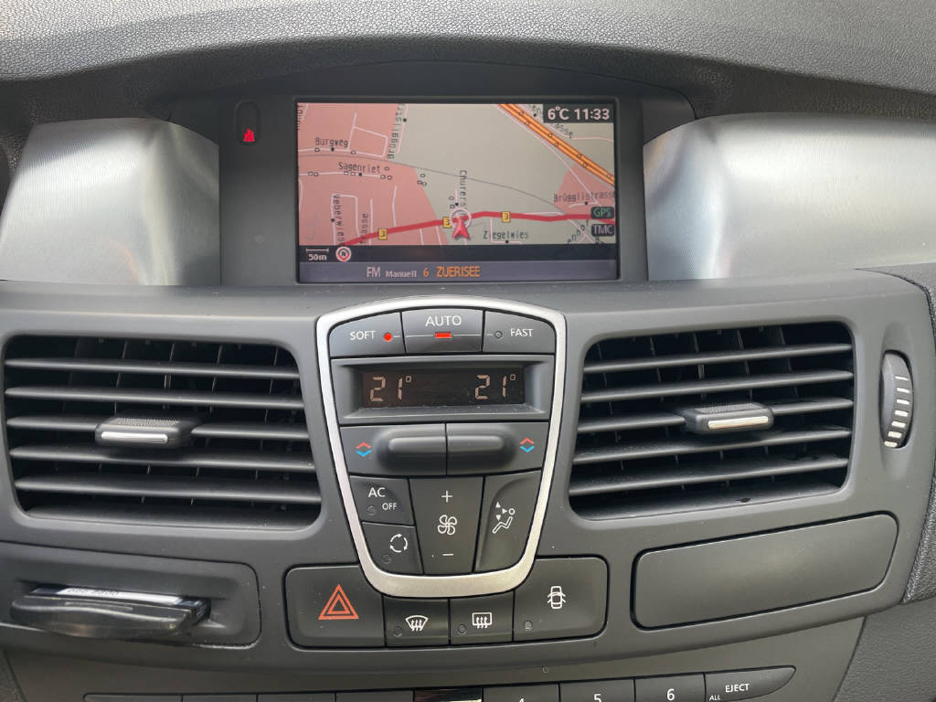 RENAULT Laguna Coupé 3.5 V6 240 Dynamique - 9