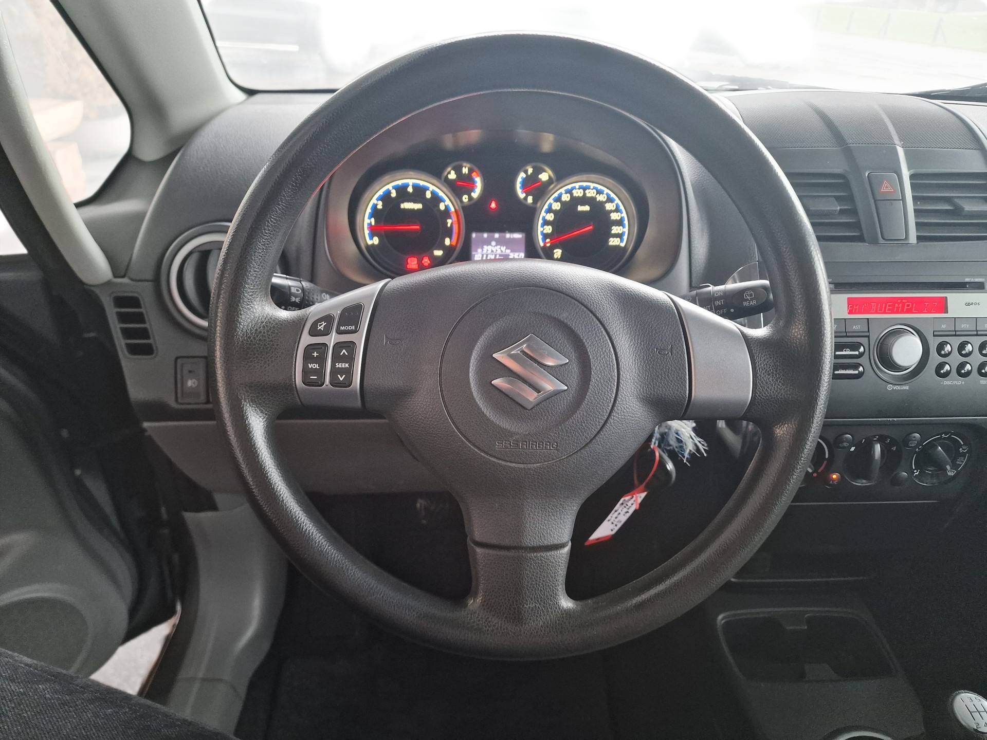 SUZUKI SX4 1.6 16V GL Top 4WD 12Mt Gara 8xRad MFK Neu - 12