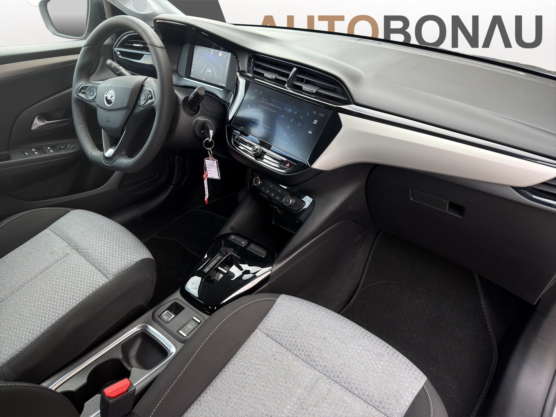 OPEL Corsa 1.2 T Edition Automat - 11