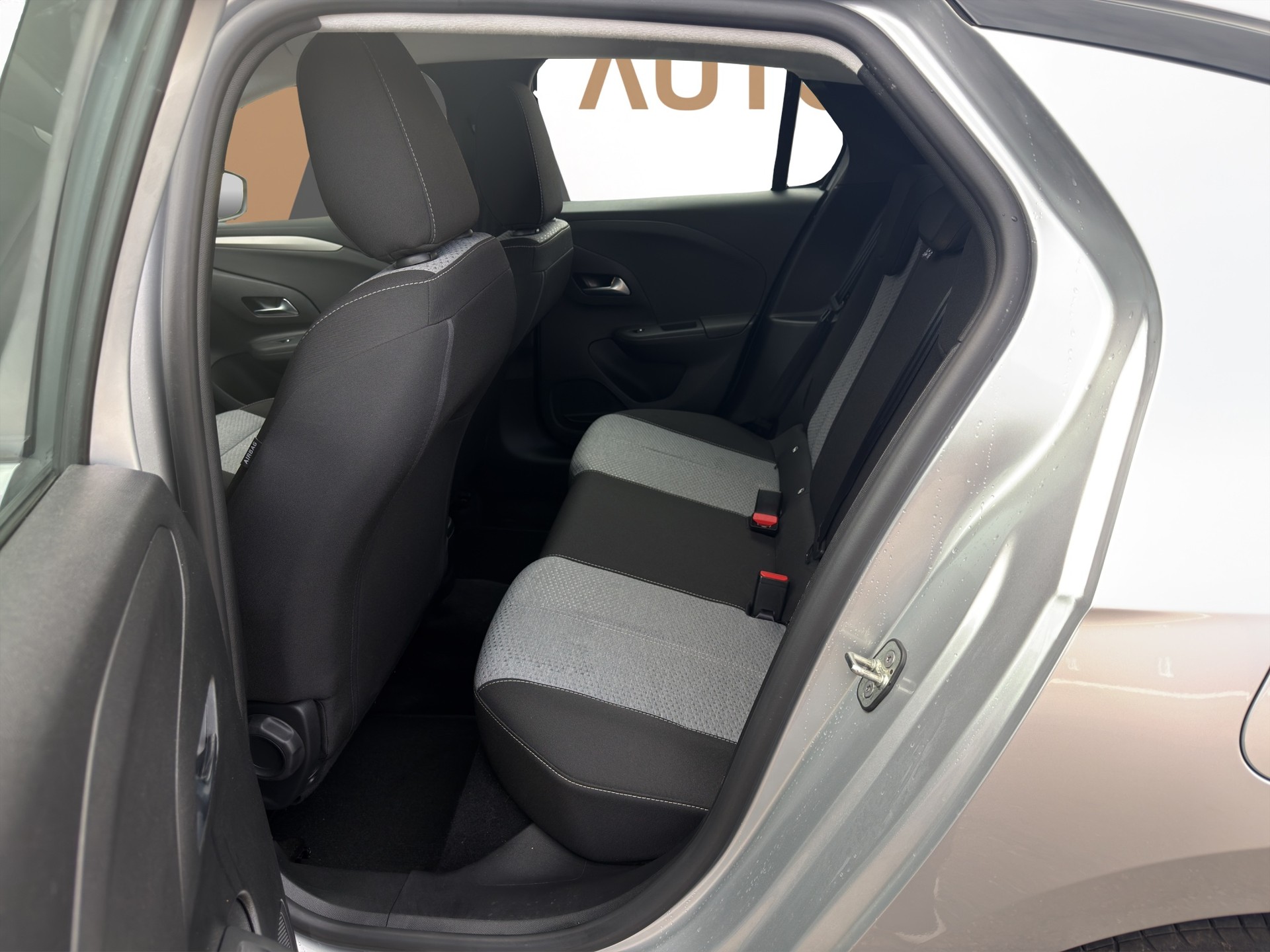 OPEL Corsa 1.2 T Edition Automat - 13