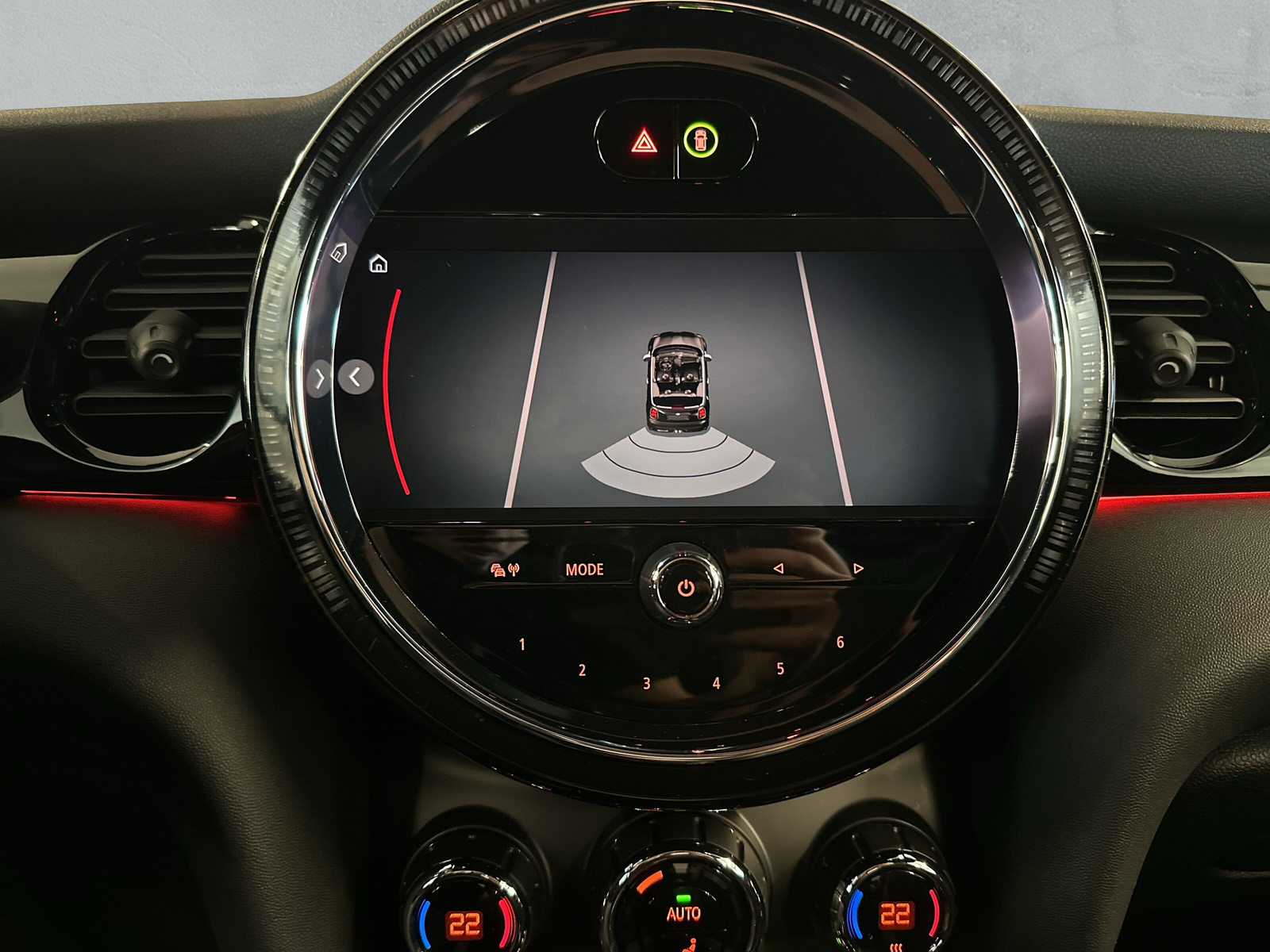 MINI Cabrio John Cooper Works F57 2.0i (CH) - 15