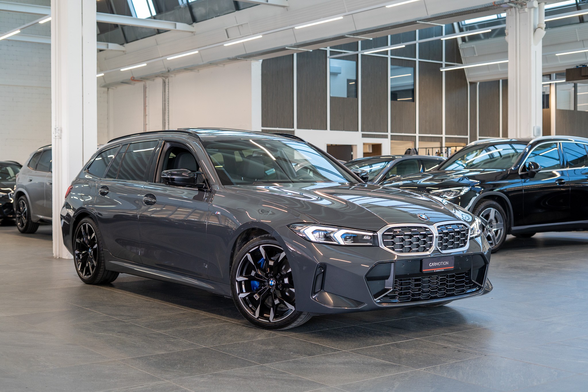 M340d xDrive Touring / M Sport Pro / LCI / Panorama / 360°Kamera / HeadUp