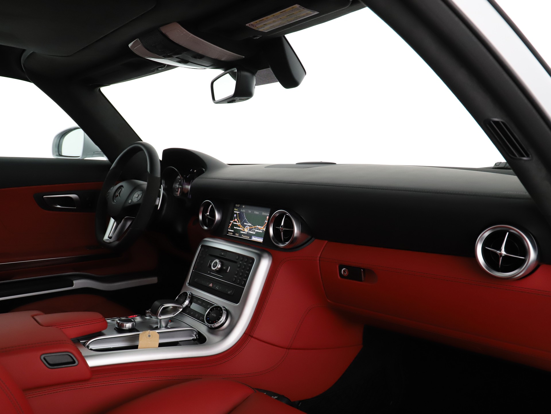MERCEDES-BENZ SLS 63 AMG Speedshift - 11