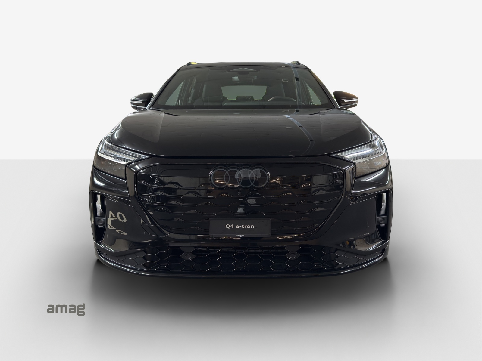 AUDI Q4 e-tron SUV quattro performance - 7