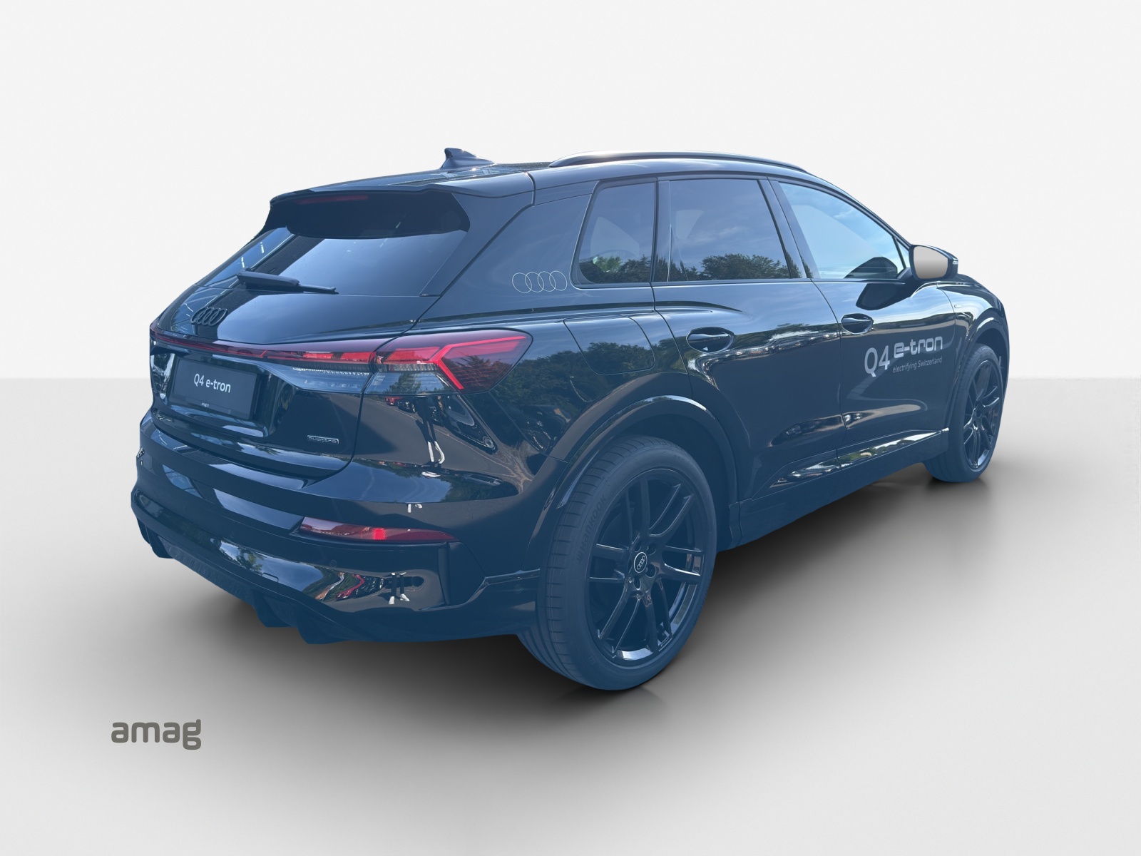 AUDI Q4 e-tron SUV quattro performance - 5