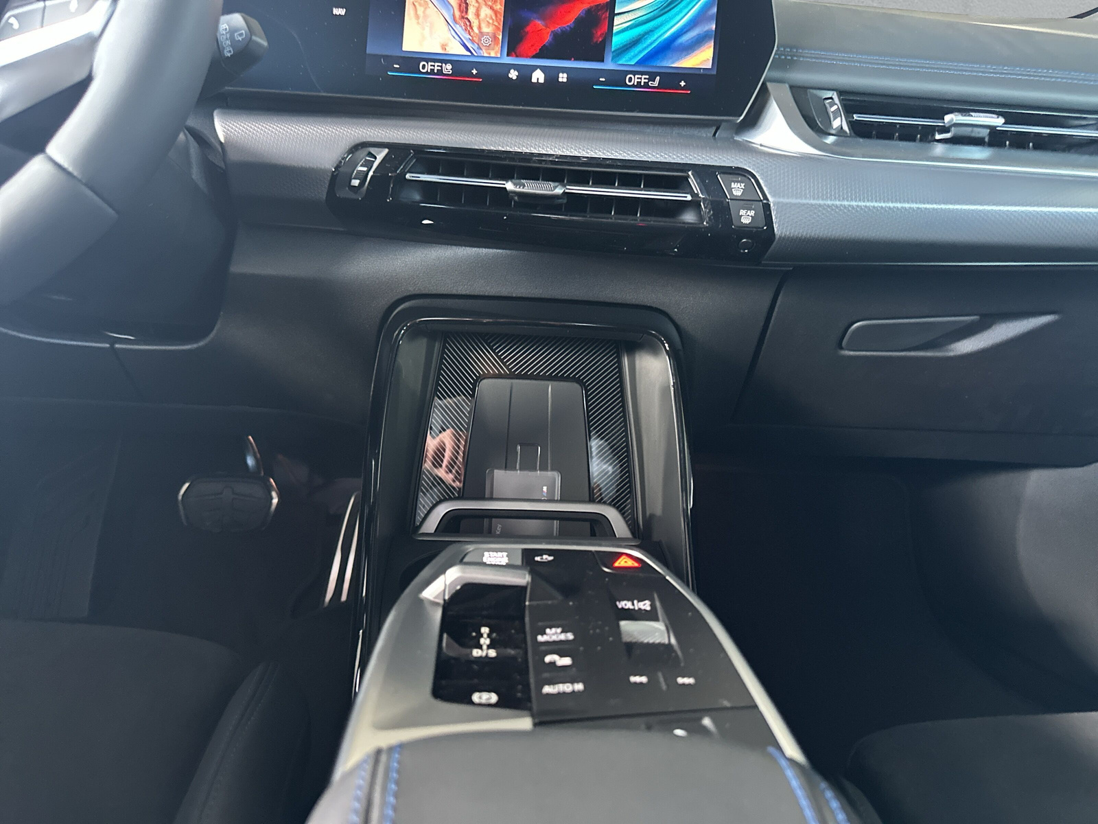 BMW 225e xDrive Active Tourer - 18