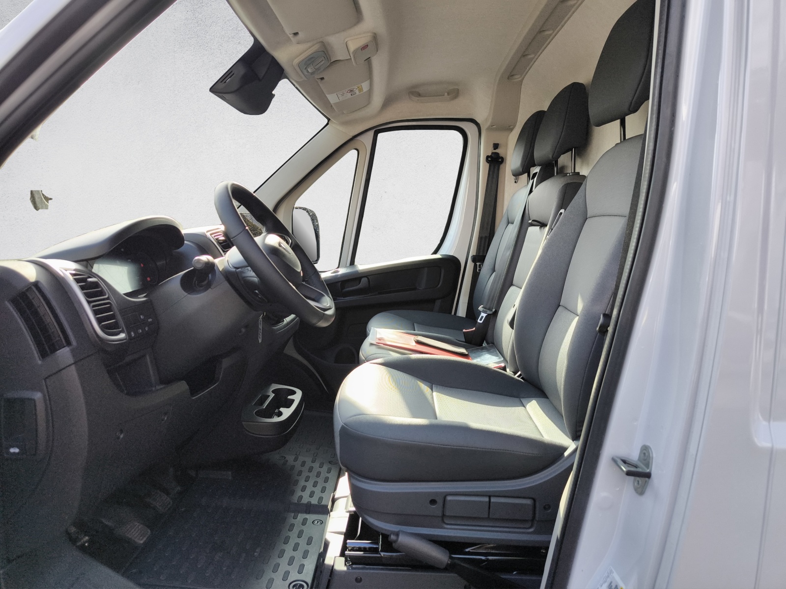 PEUGEOT Boxer Kaw. 335 L2H2 2.2 BlueHDi 140 S/S - 10