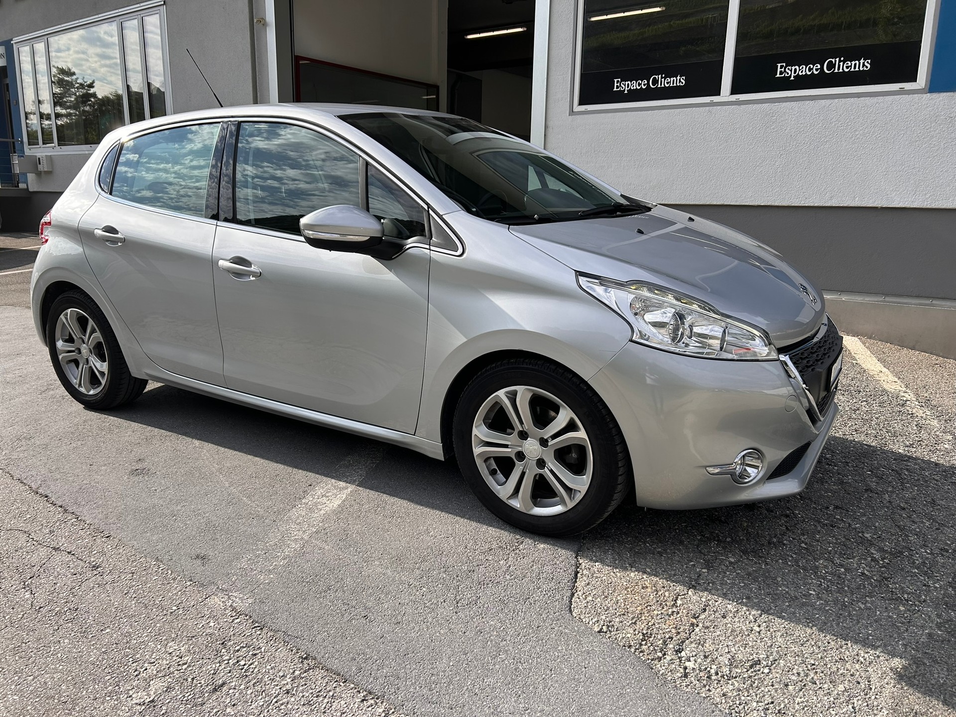 PEUGEOT 208 1.6 VTI Allure - 2