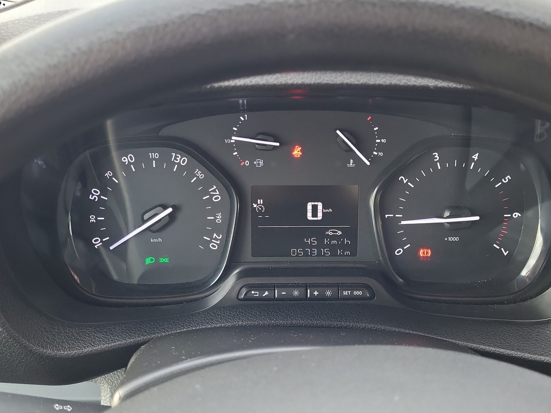 OPEL Vivaro Combi 2.0 Essential M - 8