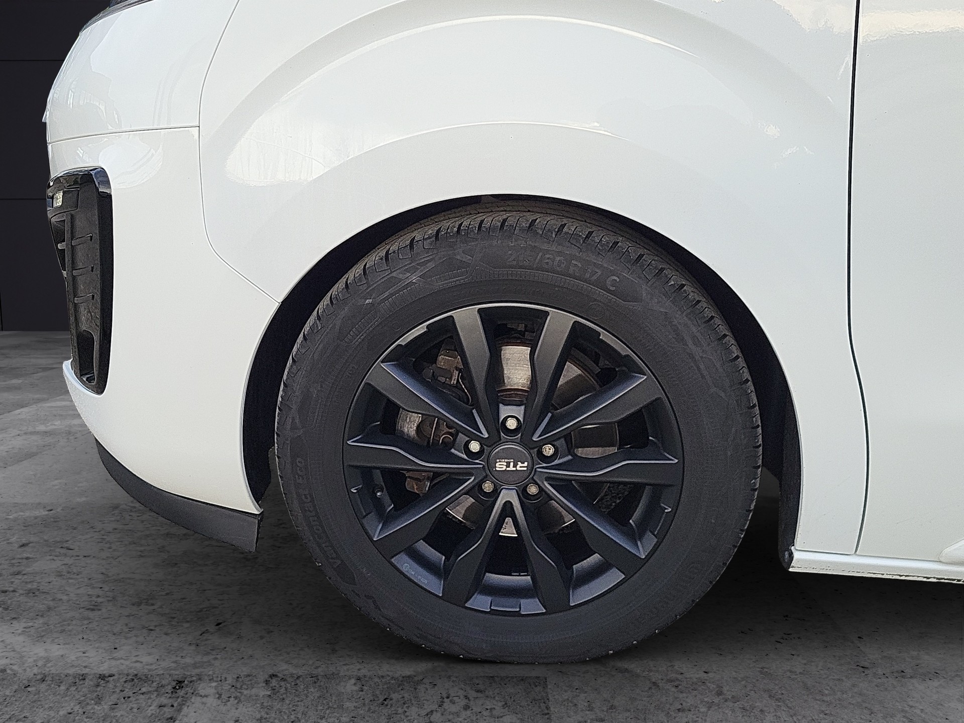 OPEL Vivaro Combi 2.0 Essential M - 4