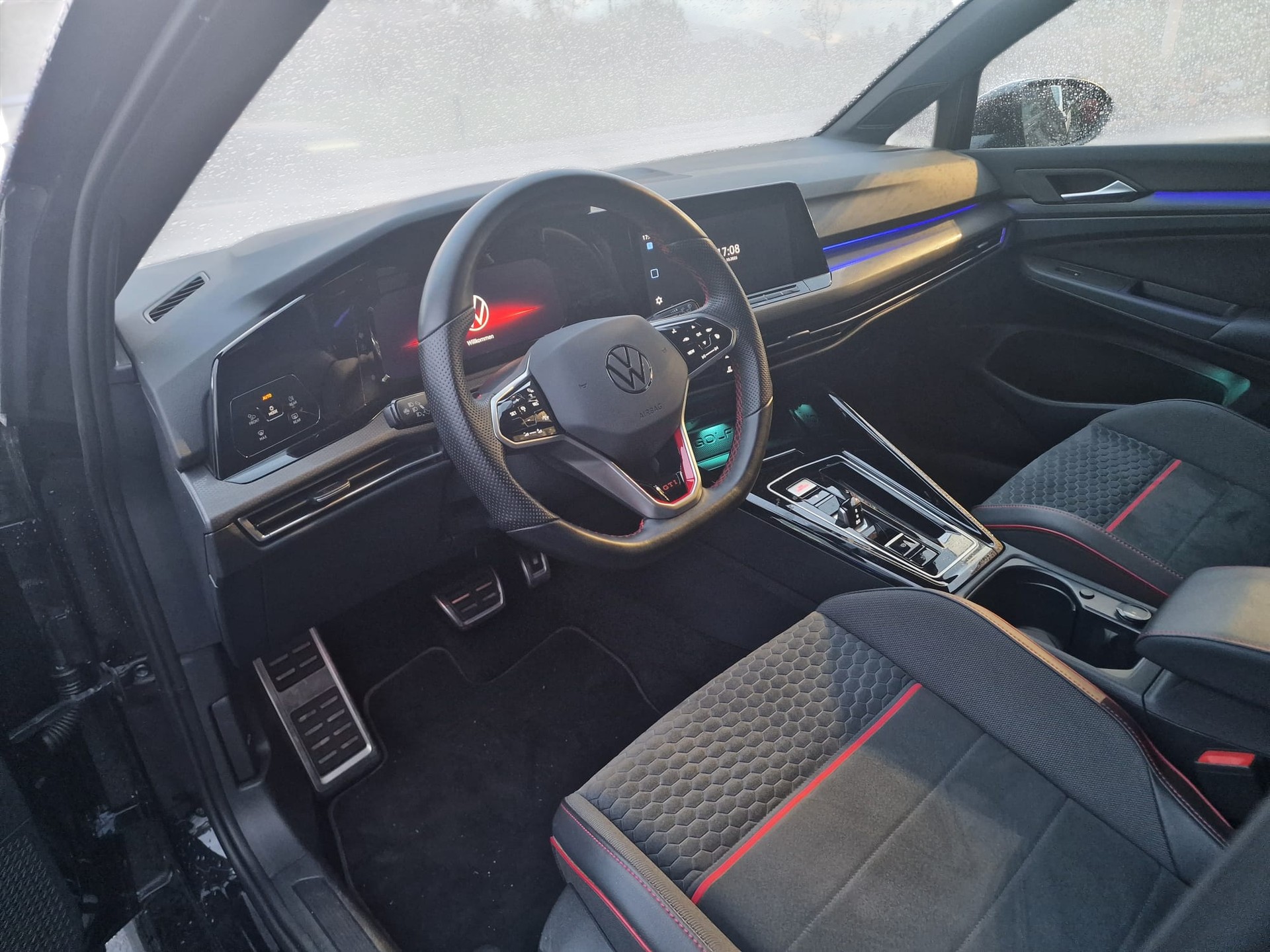 VW Golf 2.0 TSI GTI Clubsport DSG - 9