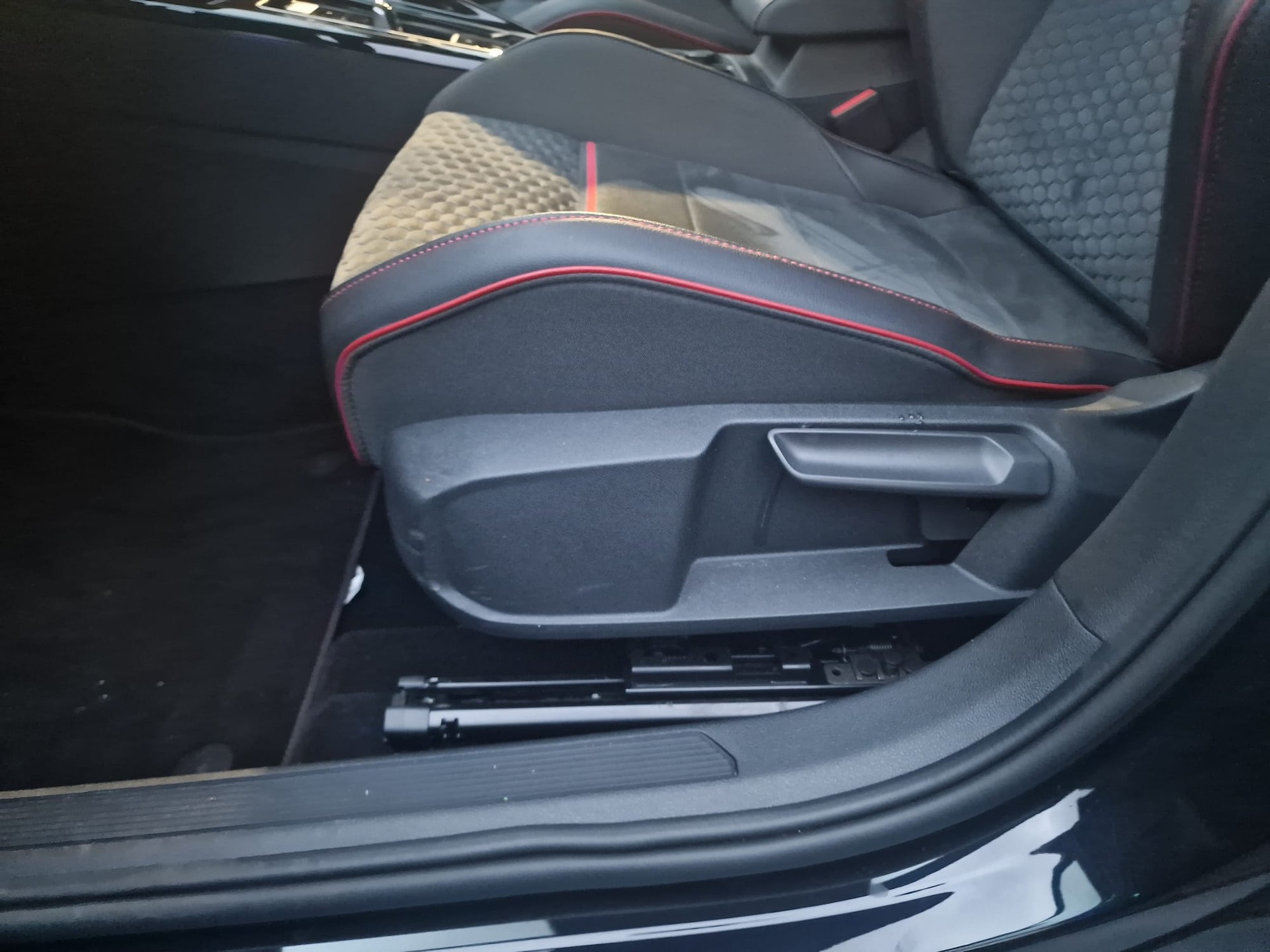 VW Golf 2.0 TSI GTI Clubsport DSG - 11