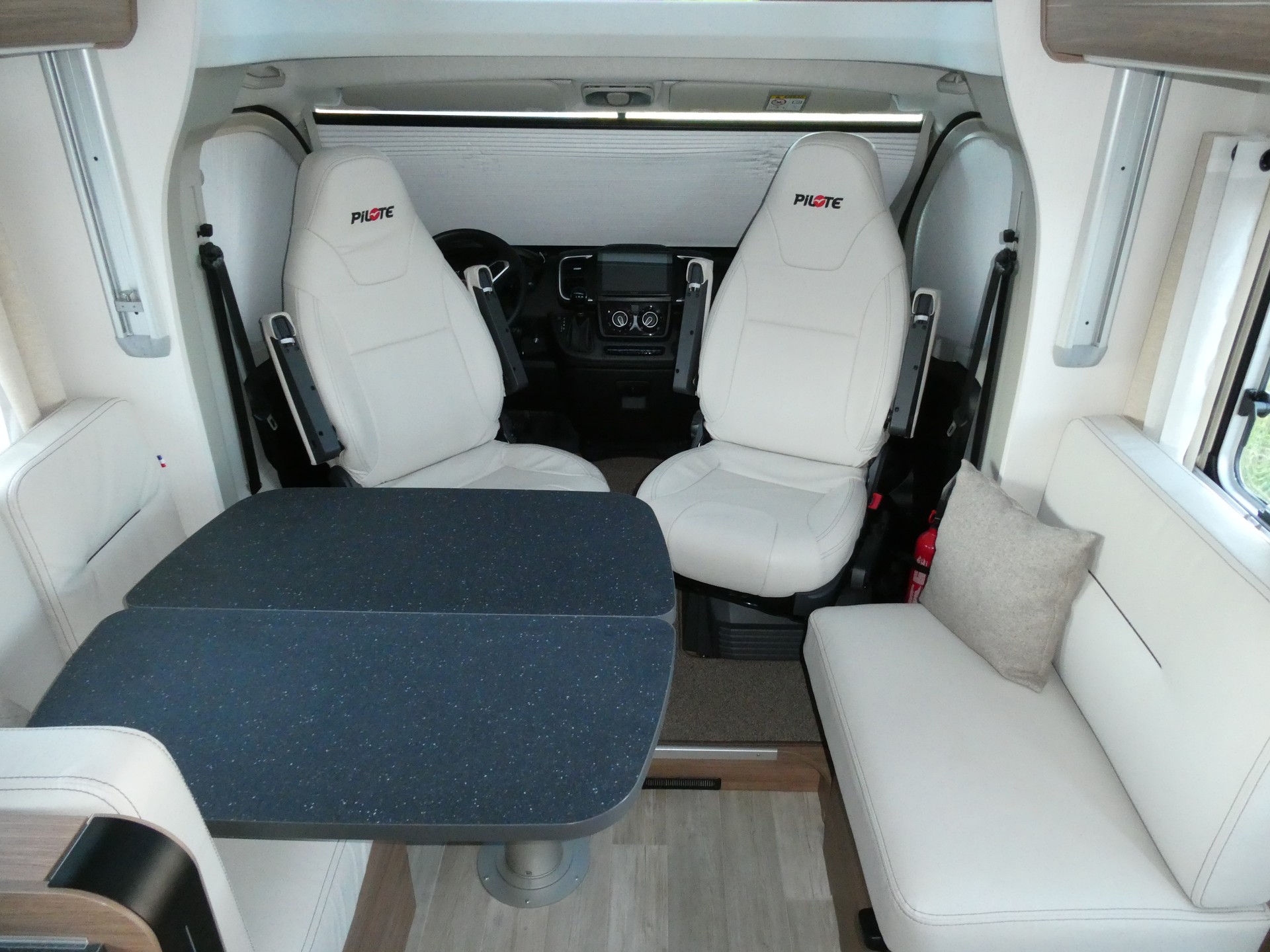 PILOTE P726 Expression Aut. 9 Speed - 11