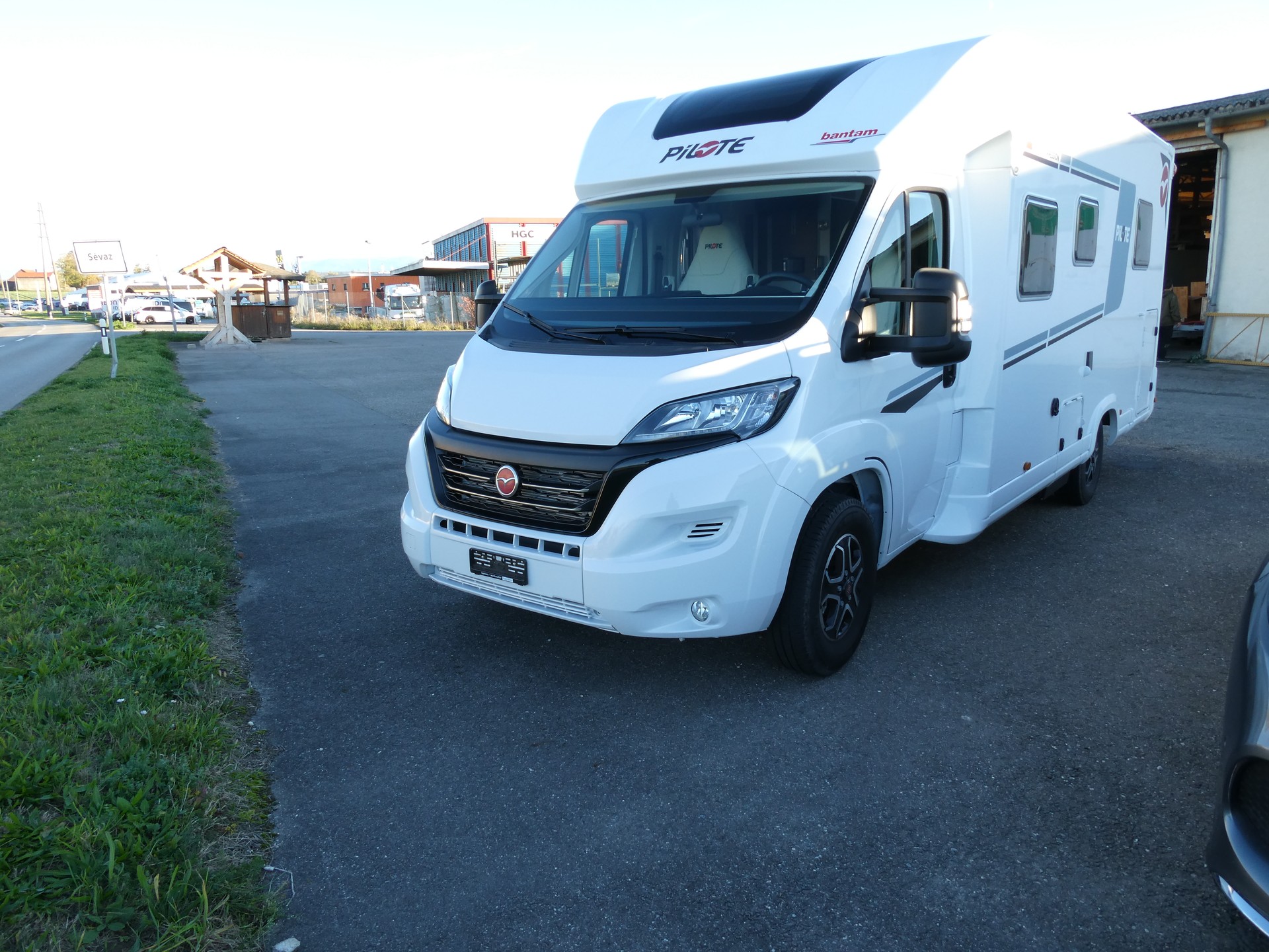 PILOTE P726 Expression Aut. 9 Speed