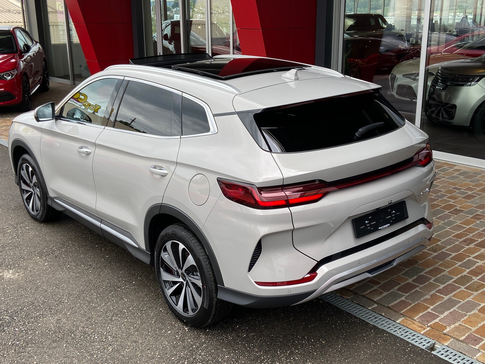 BYD Seal U DM-i Design AWD - 22