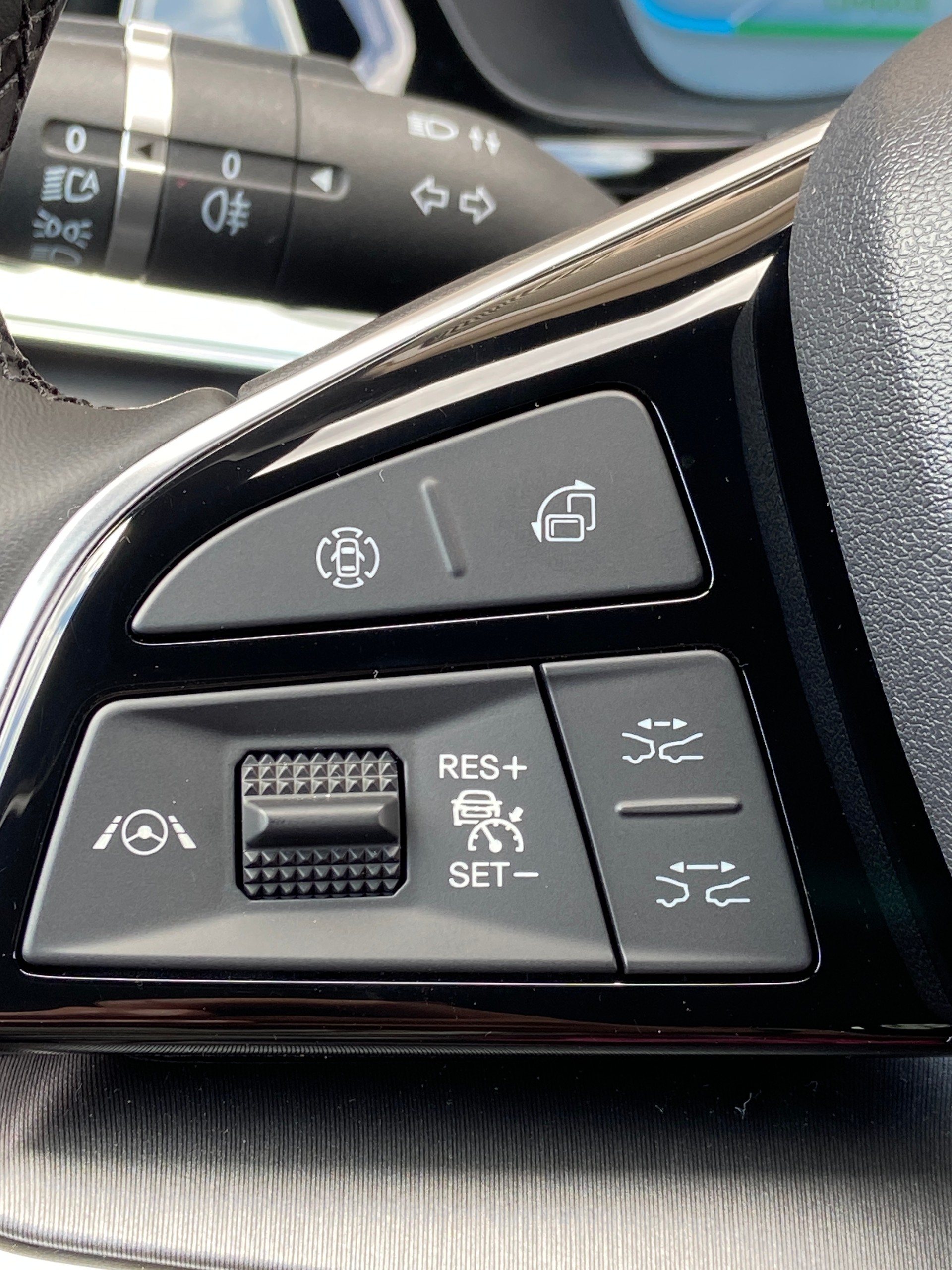 BYD Seal U DM-i Design AWD - 10