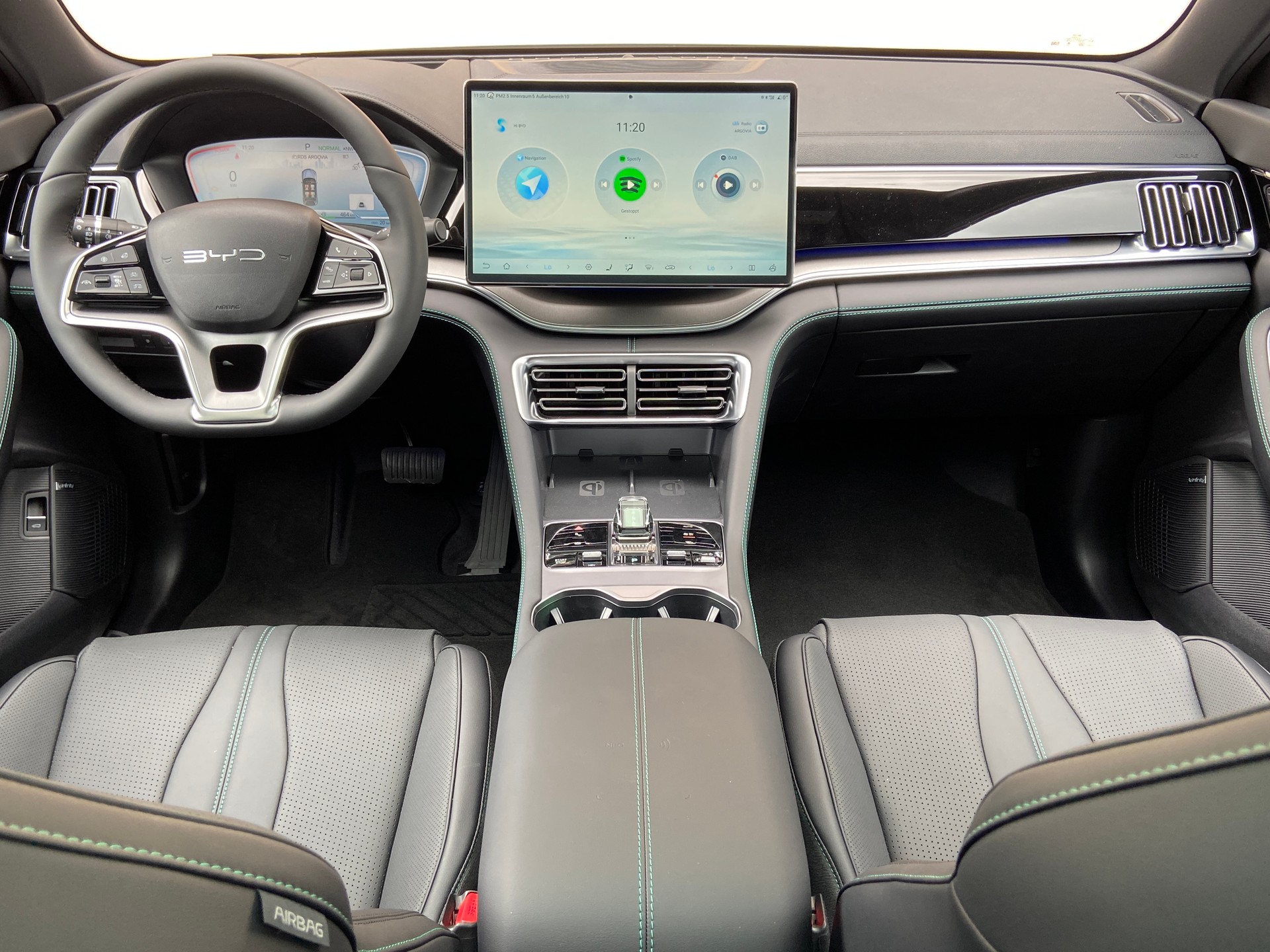 BYD Seal U DM-i Design AWD - 5