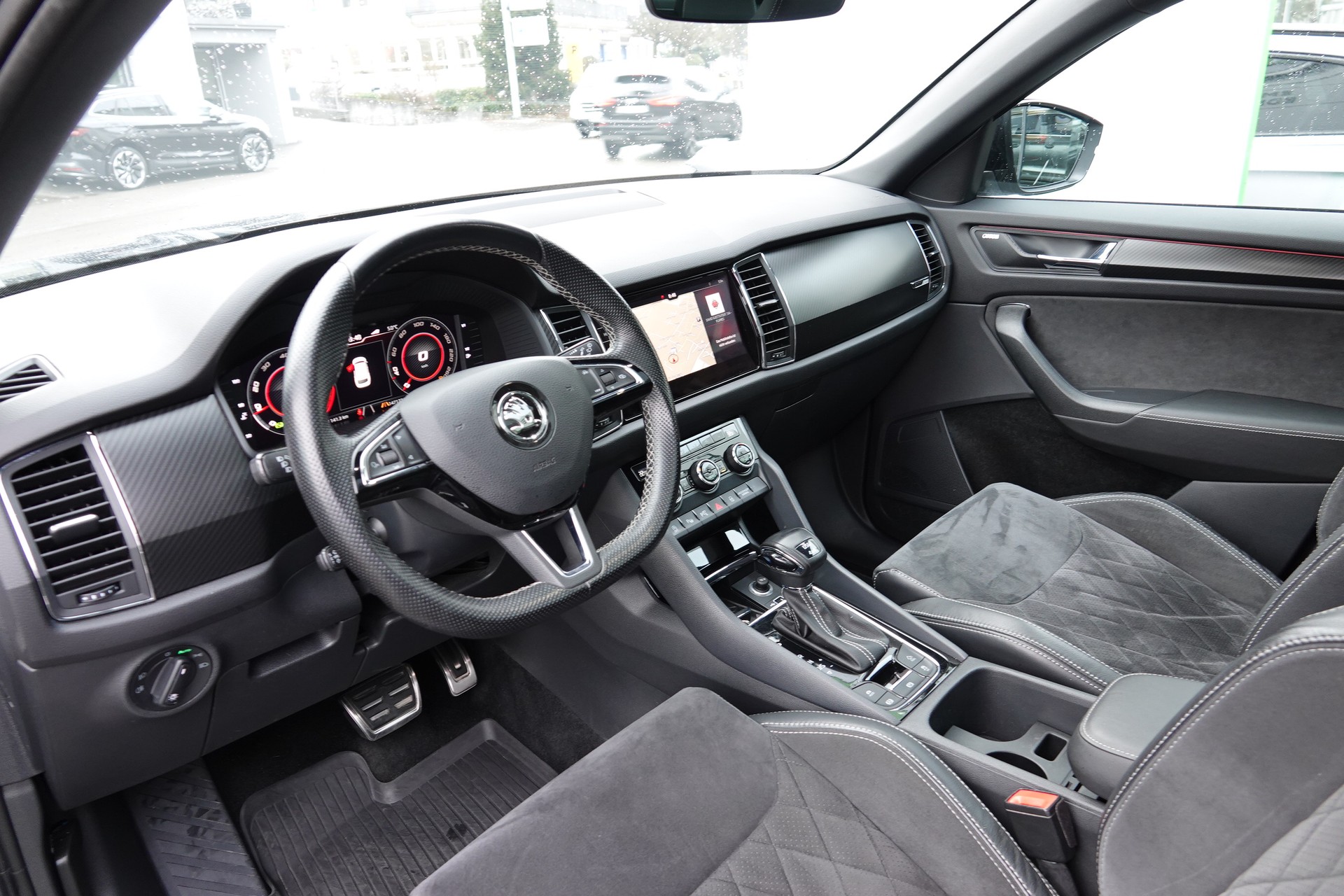 SKODA Kodiaq 2.0 TSI Sport Line - 9