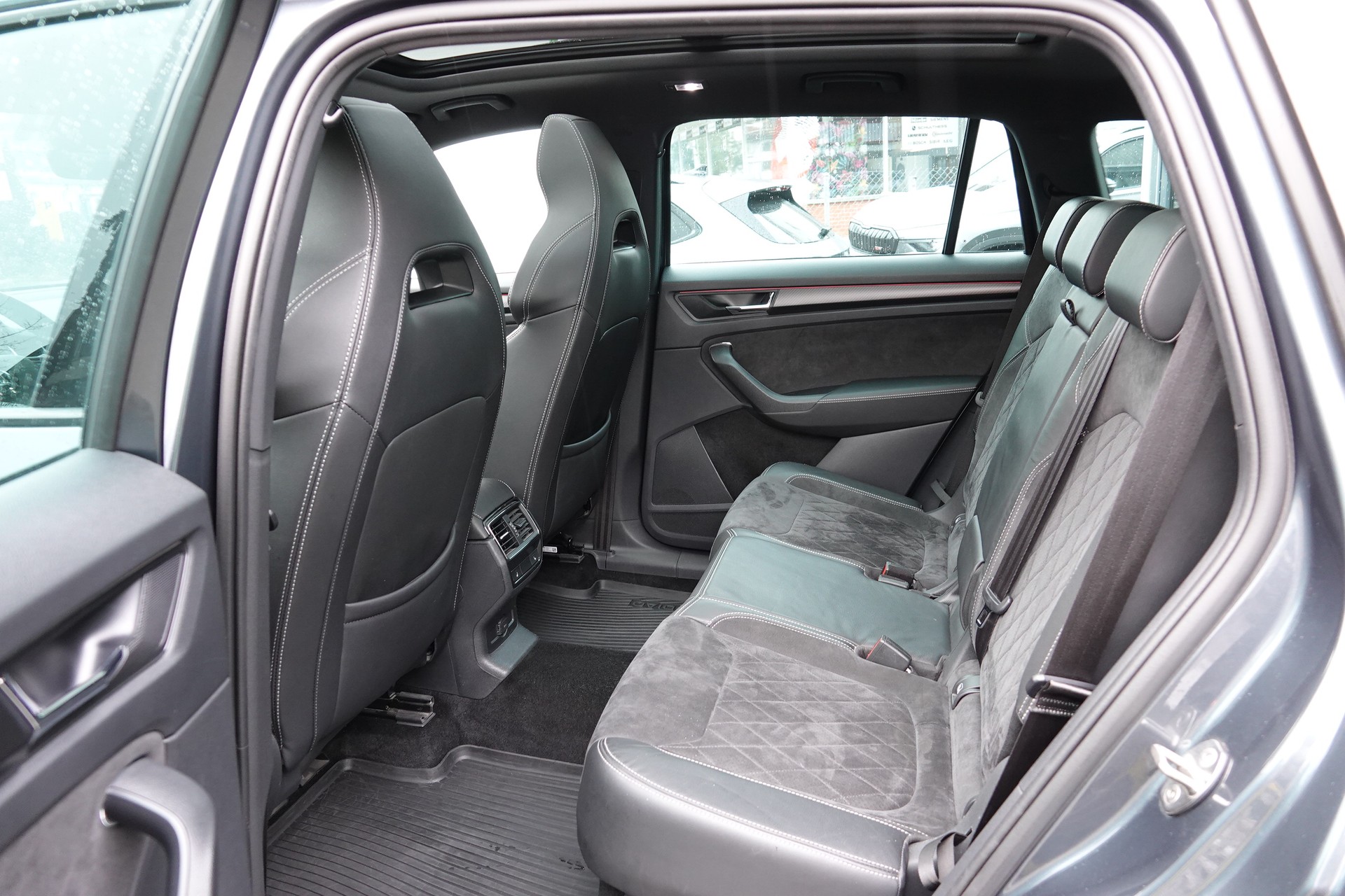 SKODA Kodiaq 2.0 TSI Sport Line - 13