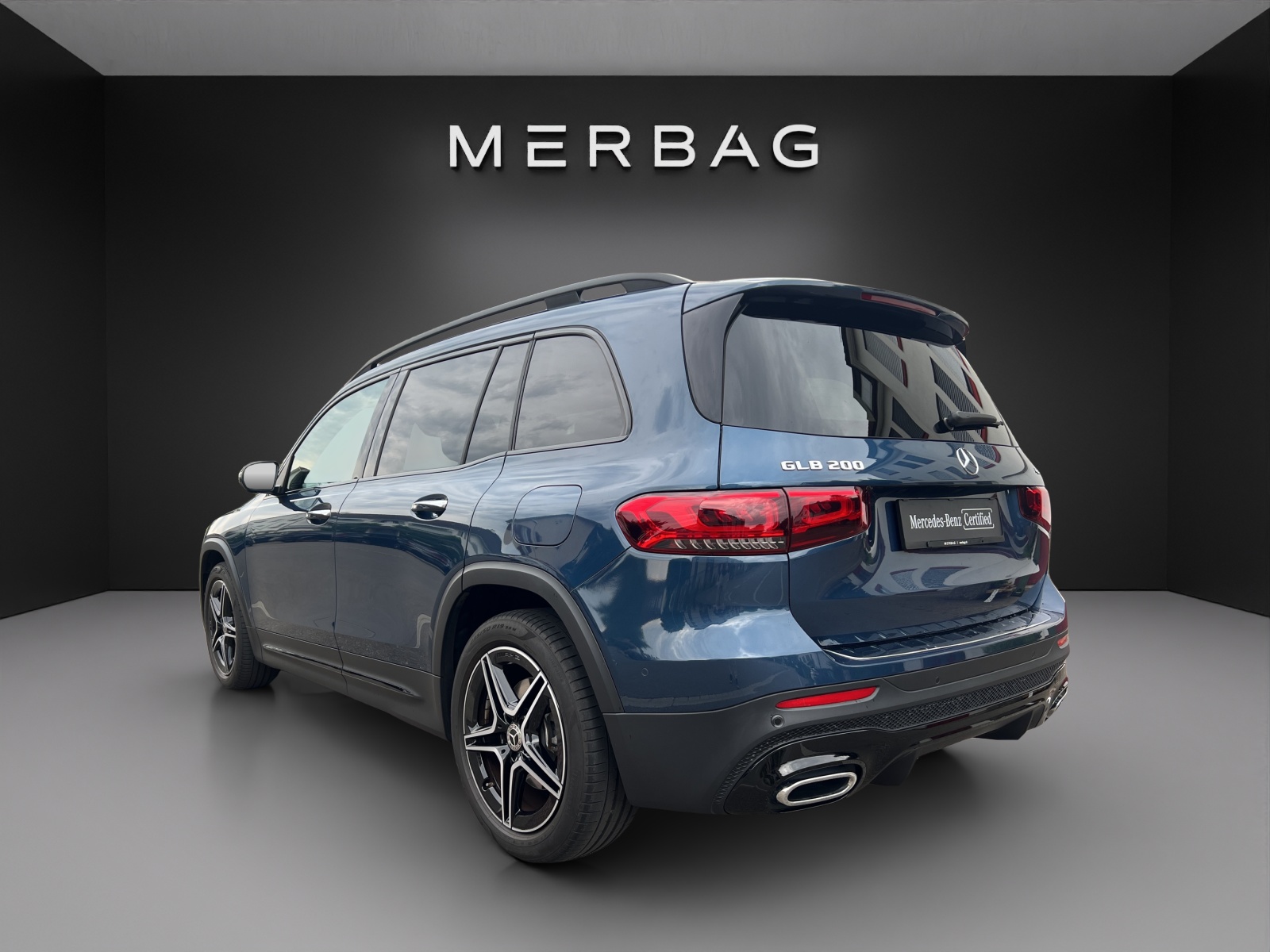 MERCEDES-BENZ GLB 200 4Matic AMG Line 8G-Tronic - 6