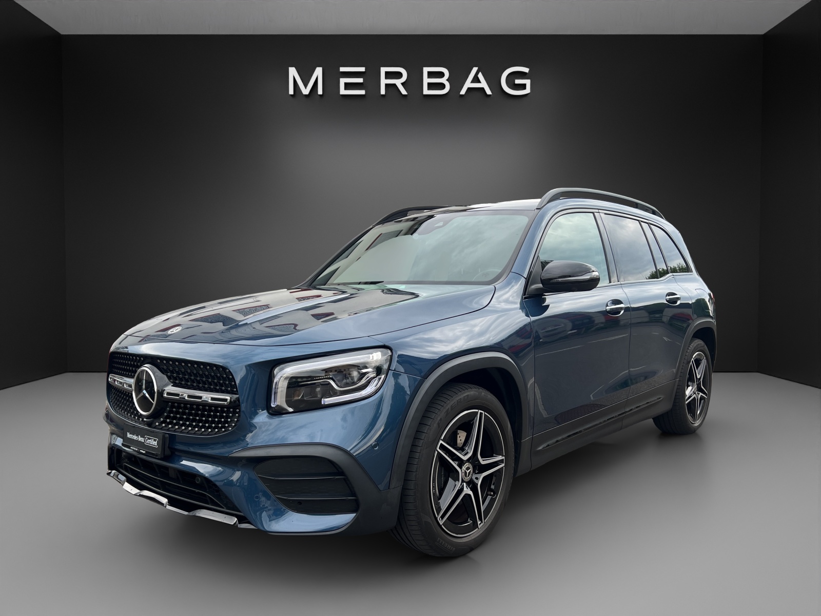 MERCEDES-BENZ GLB 200 4Matic AMG Line 8G-Tronic - 3