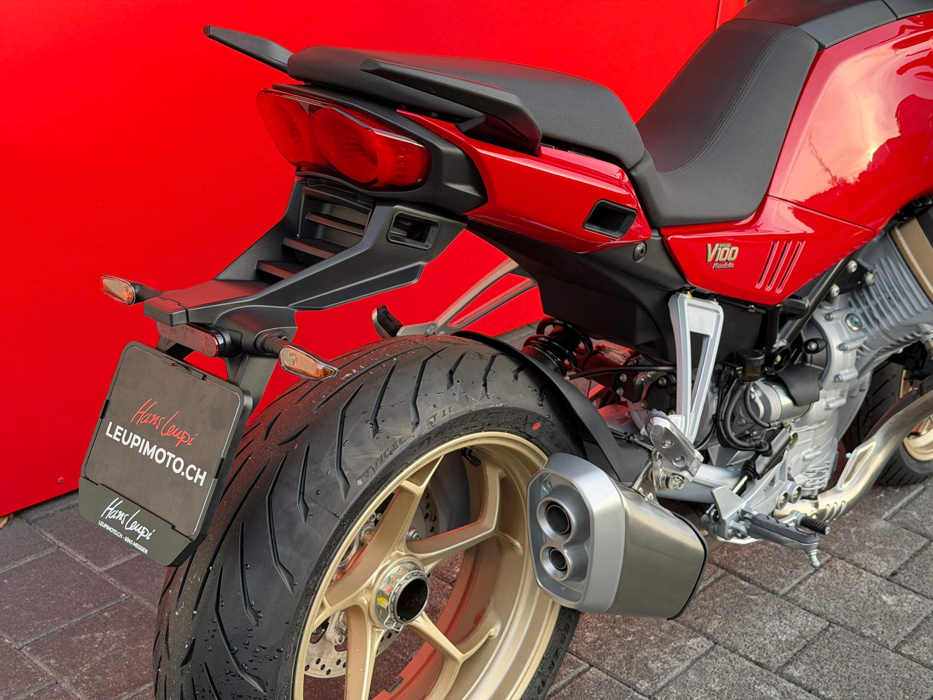 MOTO GUZZI V100 Mandello - 9