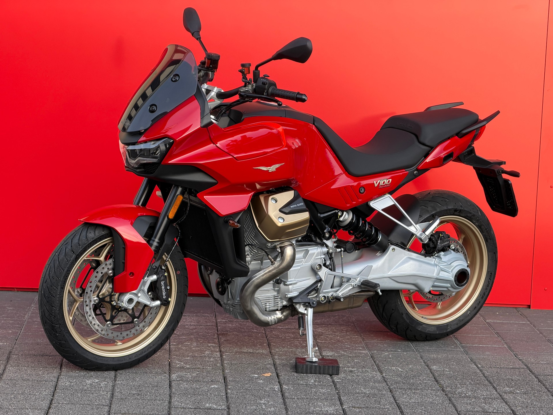 MOTO GUZZI V100 Mandello - 2