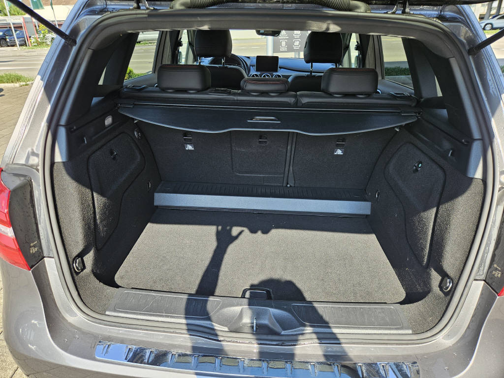 MERCEDES-BENZ B 220 d 4Matic Swiss Star - 4