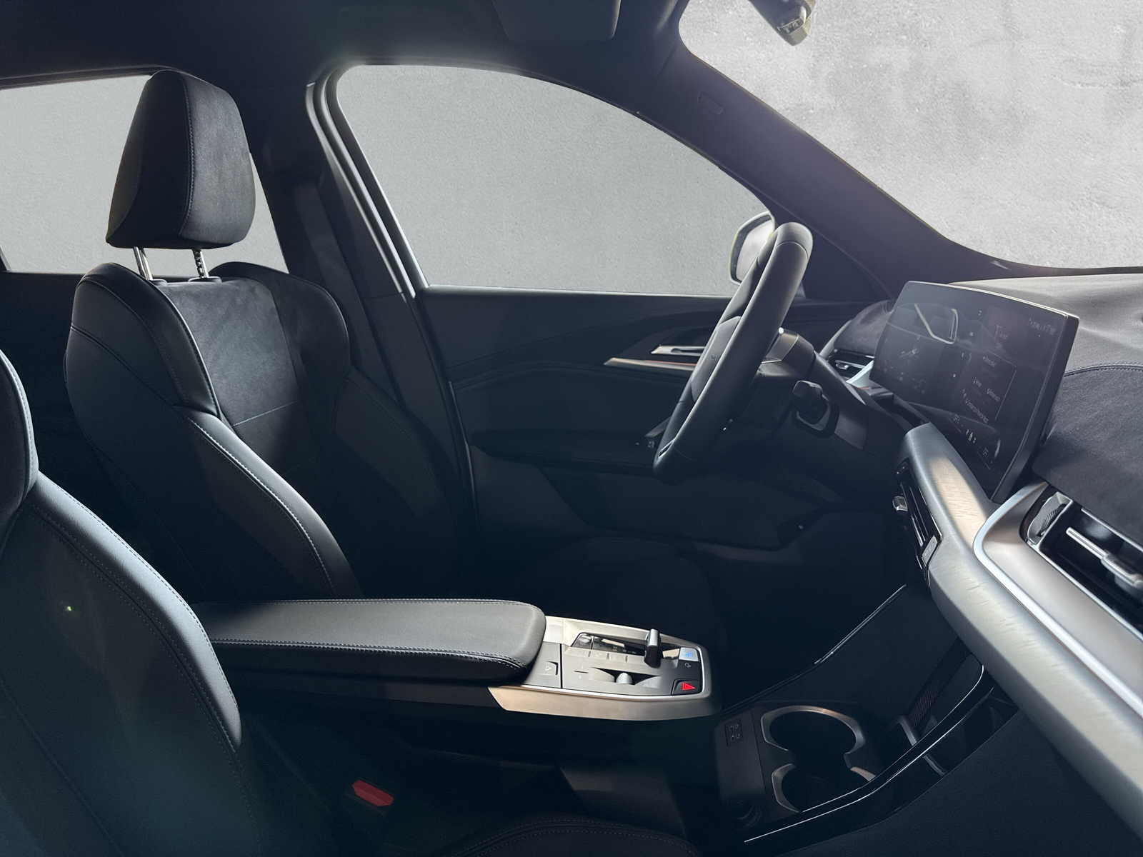 BMW iX1 xDrive 30 M Sport - 14