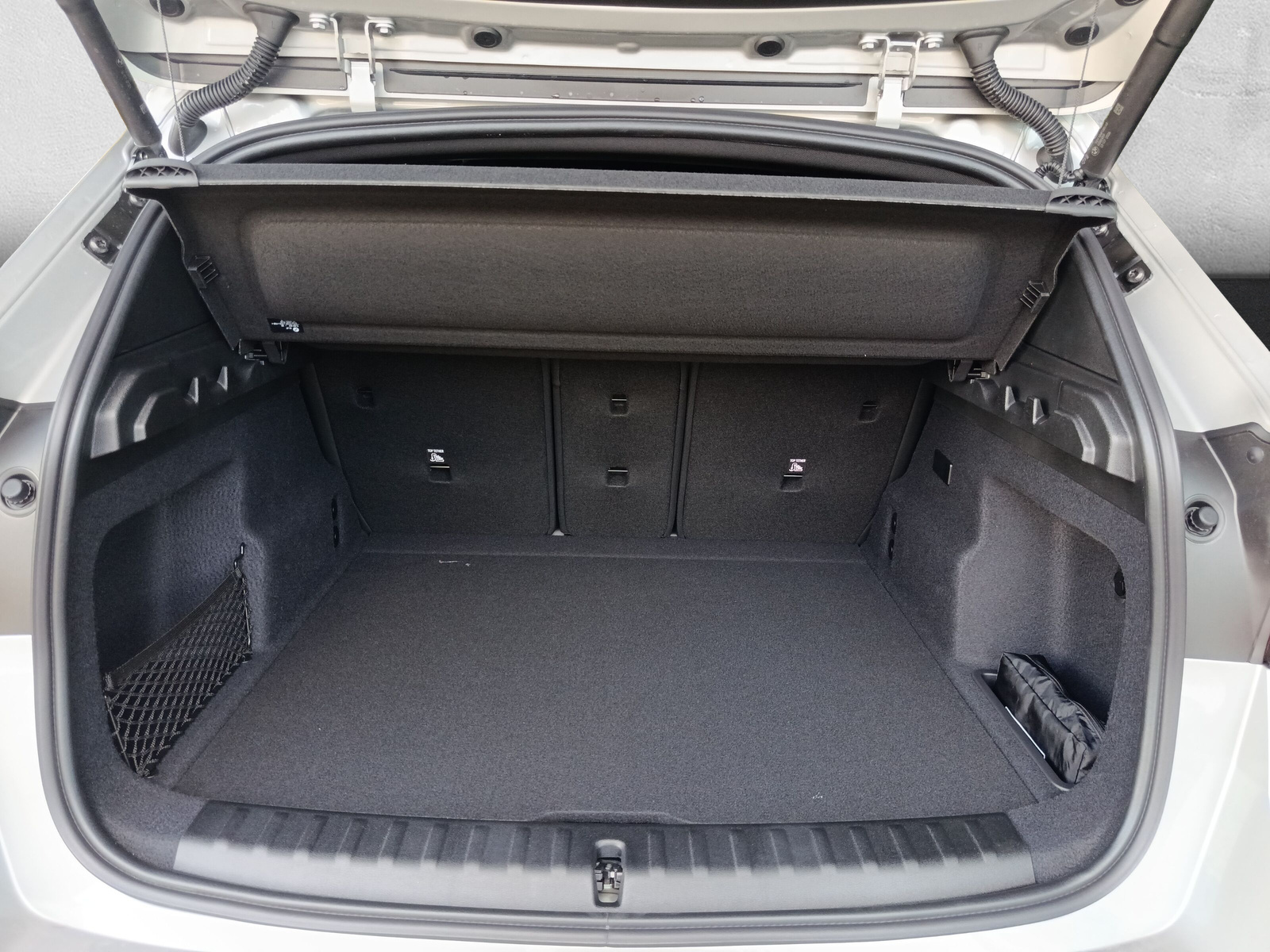 BMW iX1 xDrive 30 M Sport - 11