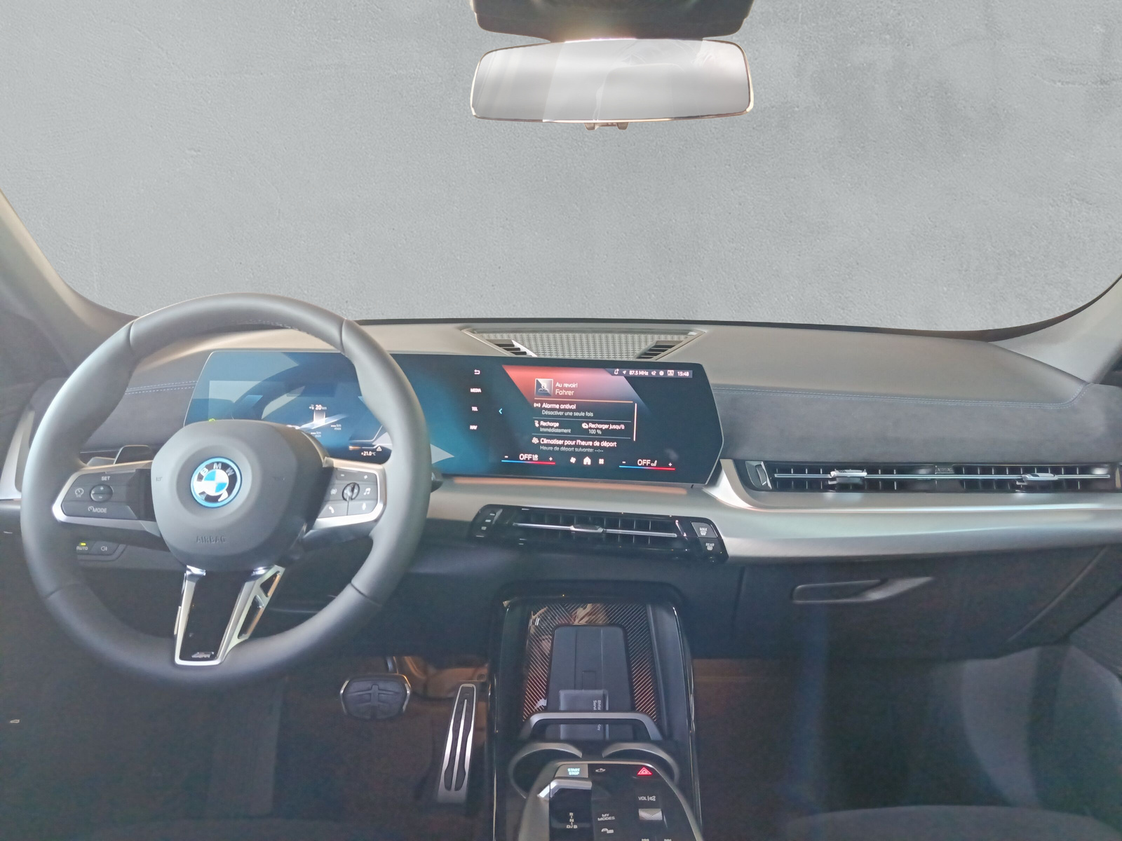 BMW iX1 xDrive 30 M Sport - 16