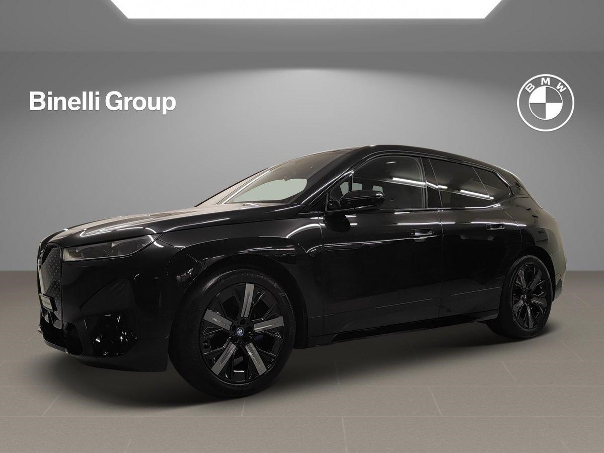 iX xDrive40