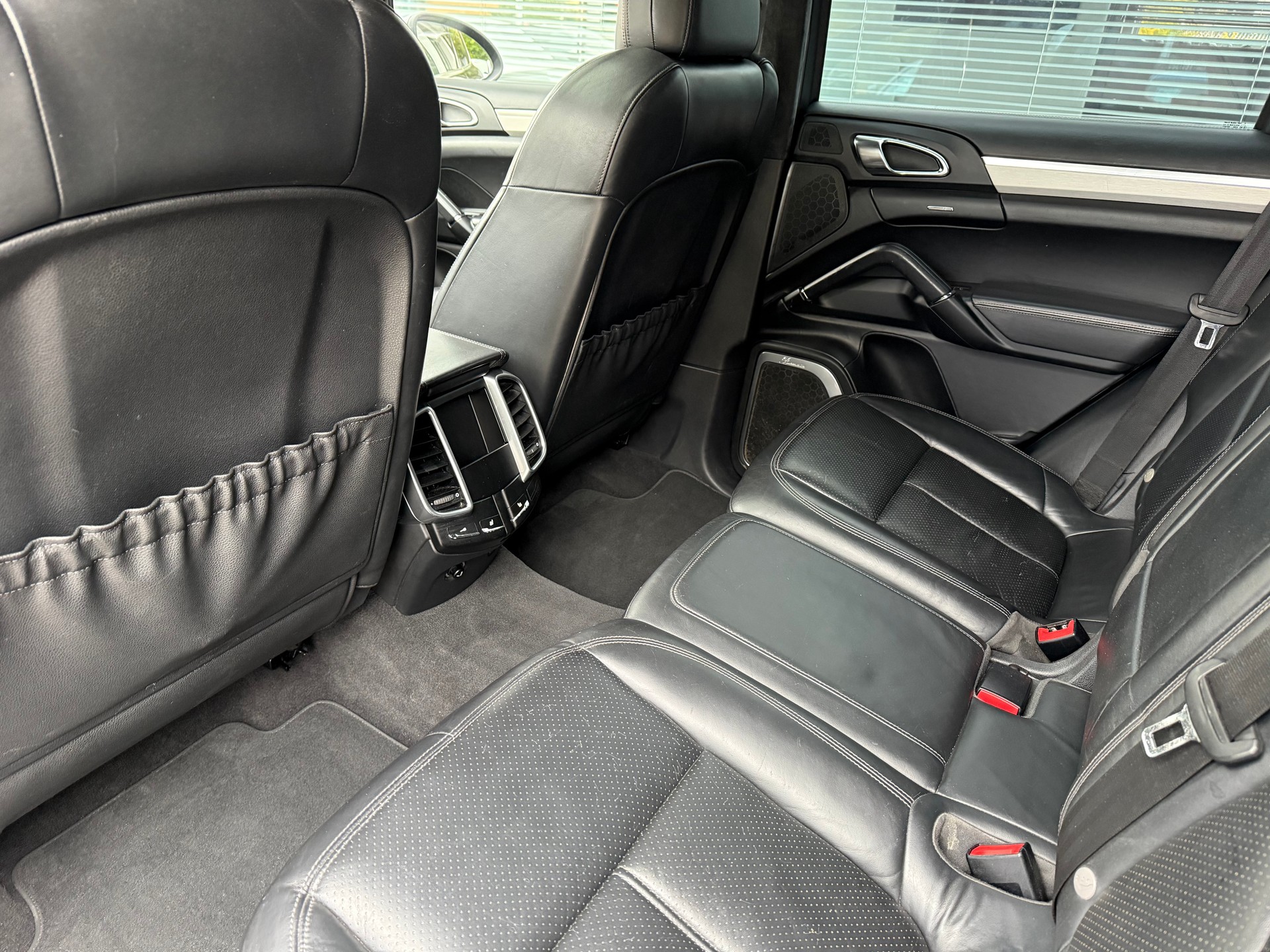 PORSCHE Cayenne Turbo - 14