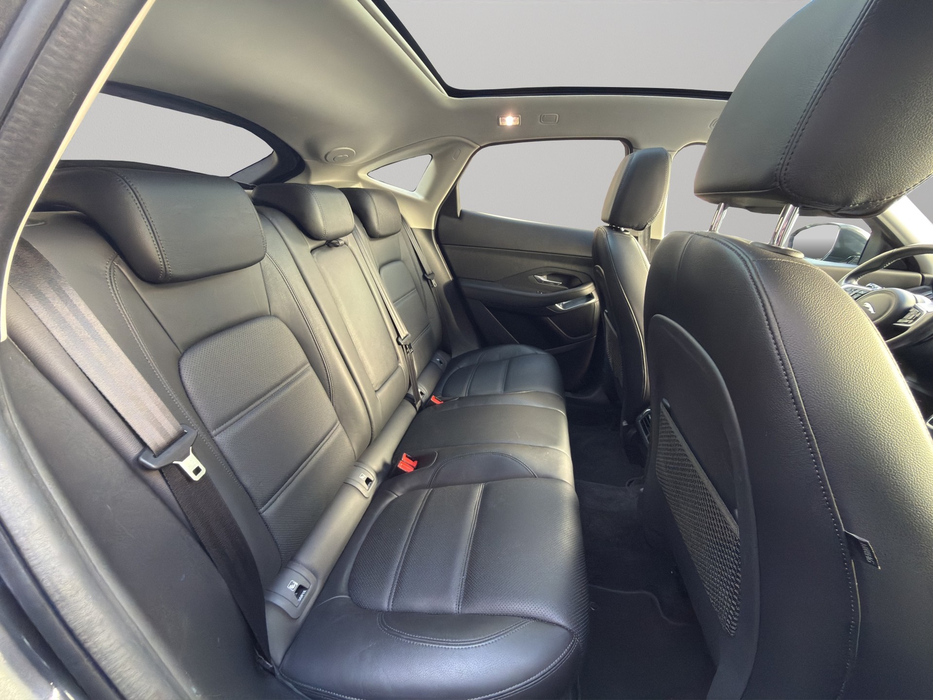 JAGUAR E-Pace 2.0 T 200 S AWD - 11