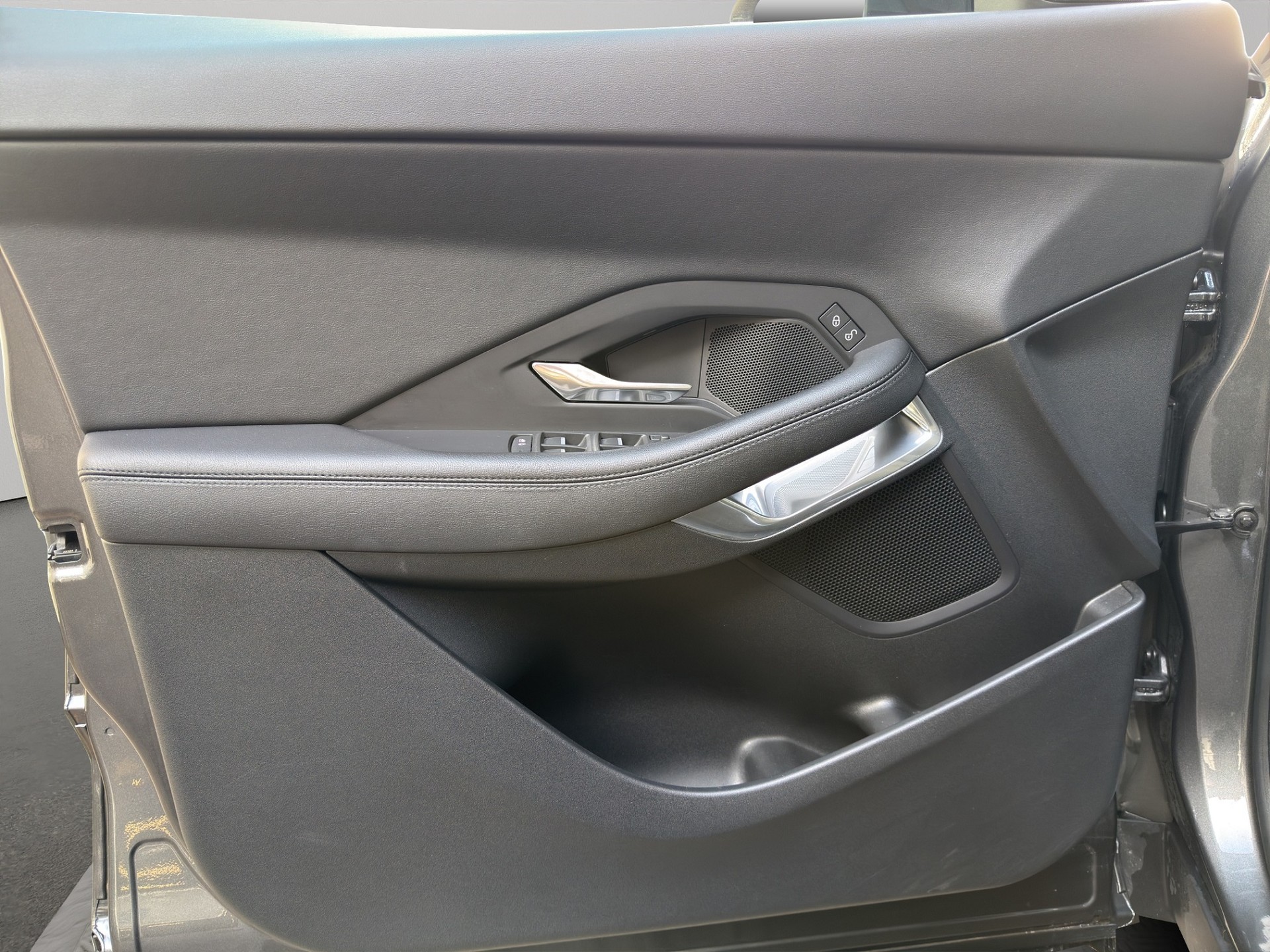 JAGUAR E-Pace 2.0 T 200 S AWD - 9