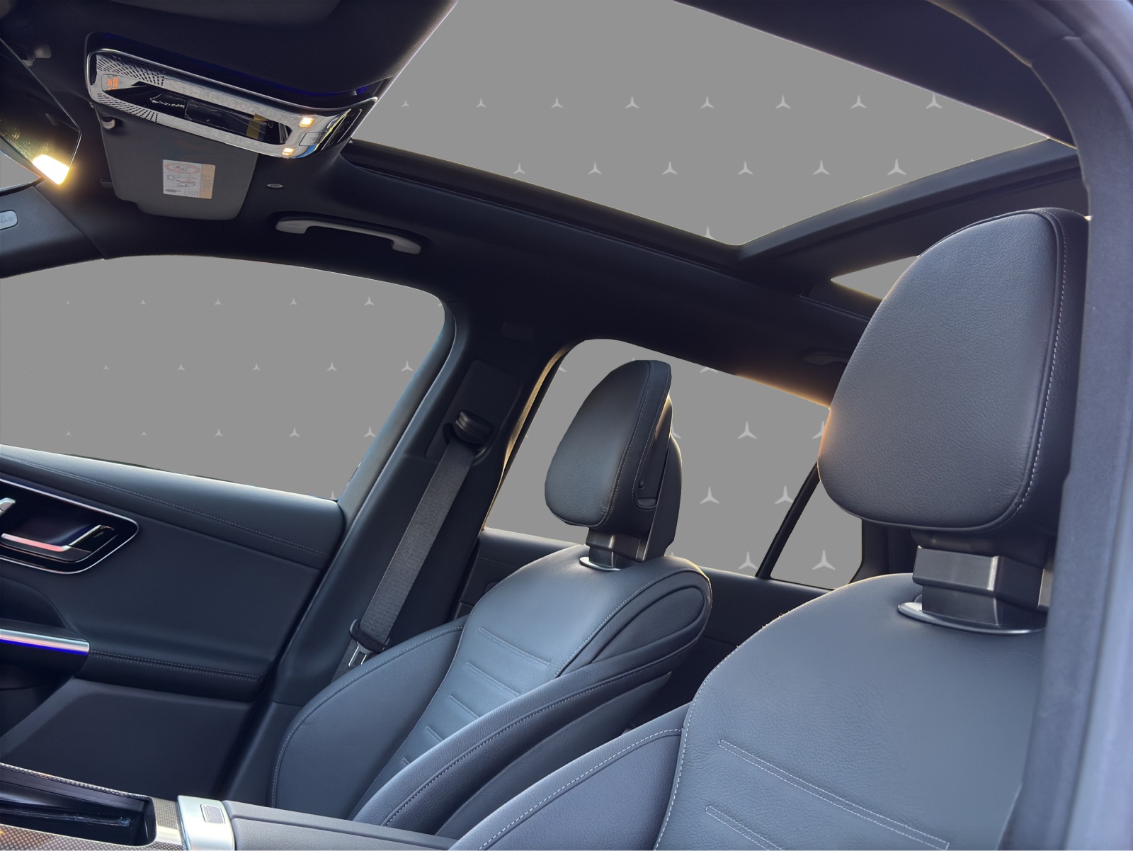 MERCEDES-BENZ GLC 300 e 4Matic 9G-Tronic - 11