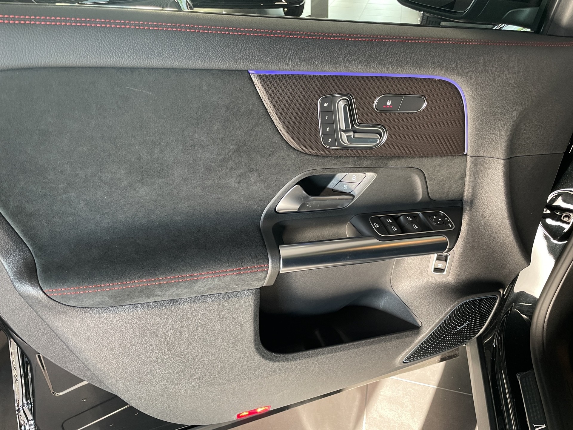 MERCEDES-BENZ GLA 250 4Matic 8G-DCT Swiss Star - 13