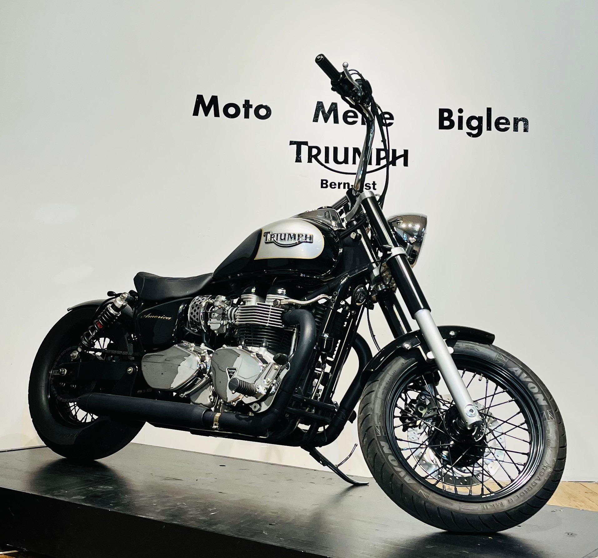 TRIUMPH Bonneville America 800 - 1