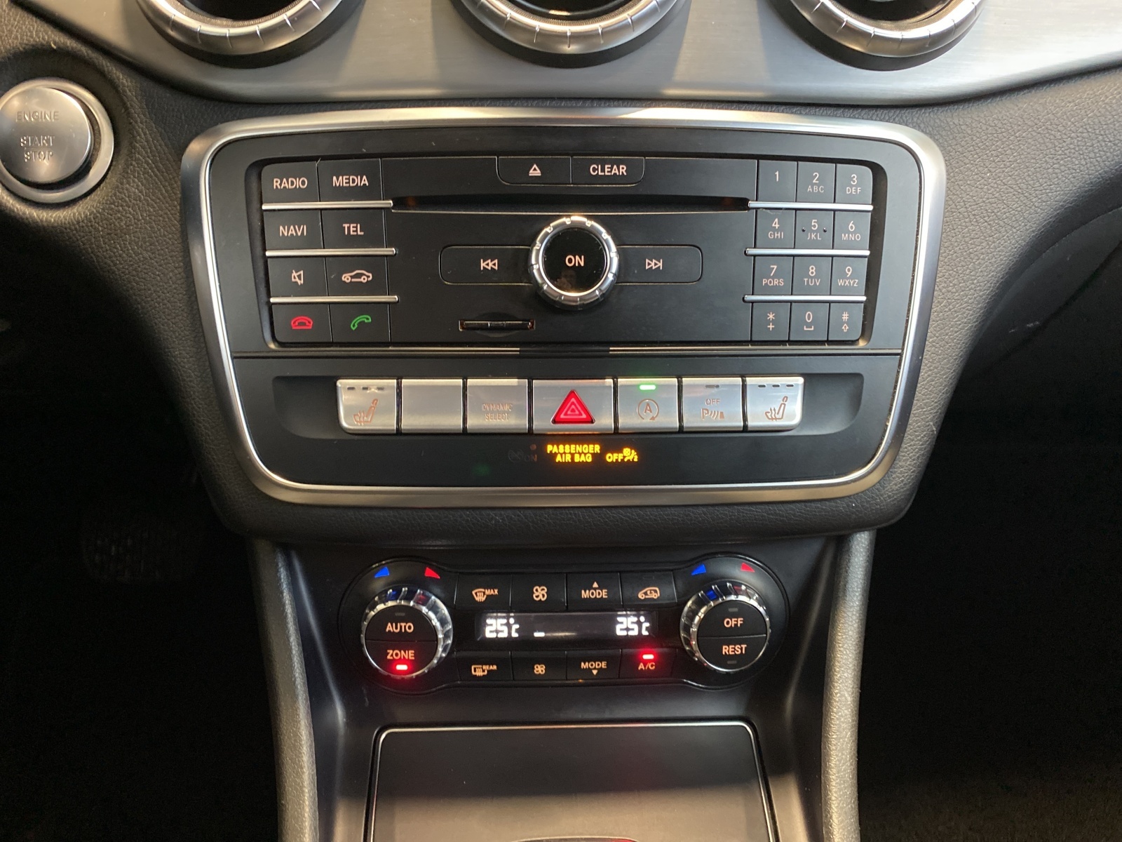 MERCEDES-BENZ CLA 200 Night Star Shooting Brake - 10